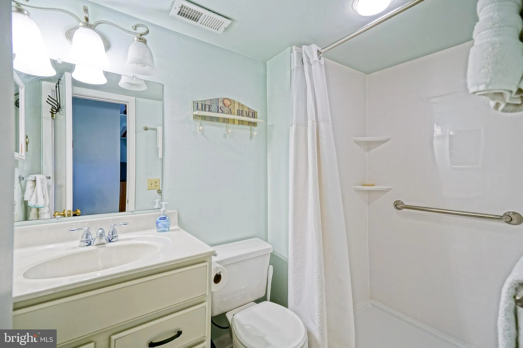 Lewes, Delaware 19958, United States, 3 Bedrooms Bedrooms, ,3 BathroomsBathrooms,Residential,Contingent,141274