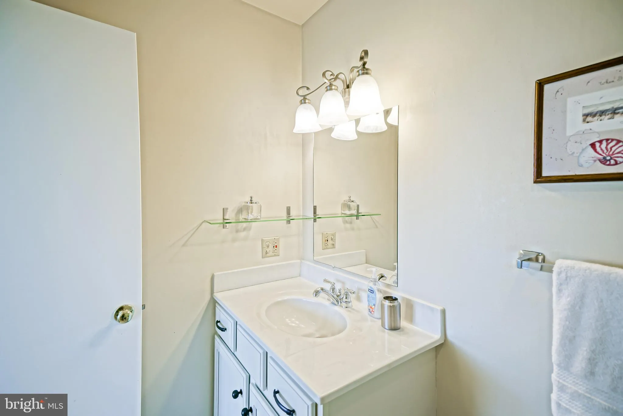 Lewes, Delaware 19958, United States, 3 Bedrooms Bedrooms, ,3 BathroomsBathrooms,Residential,Contingent,141274