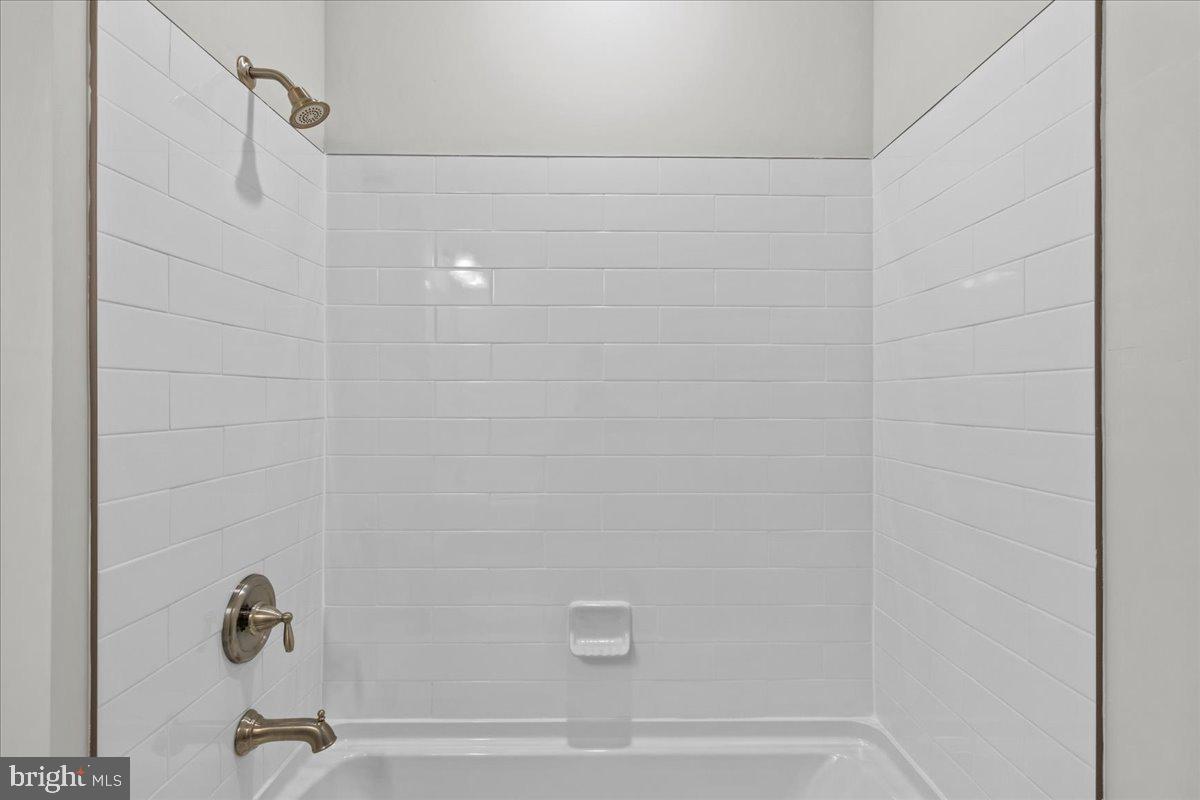 HAWTHORNE - Residential