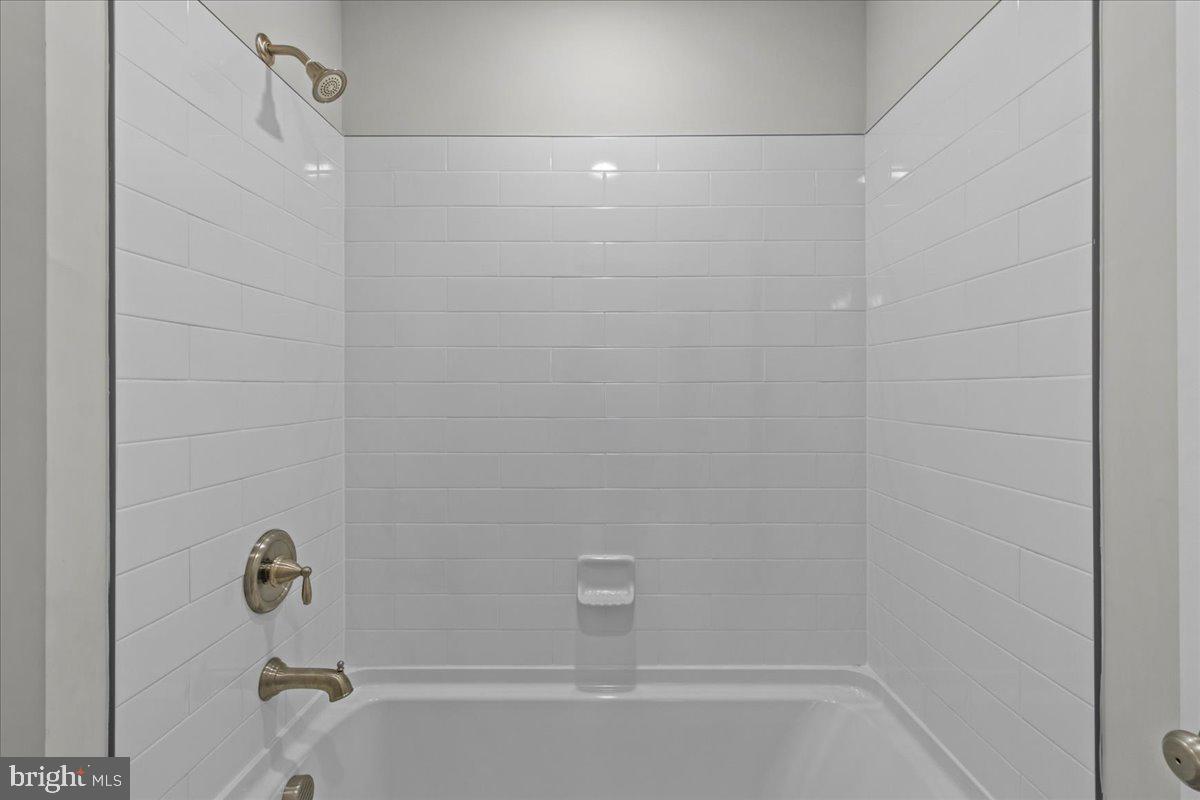 HAWTHORNE - Residential