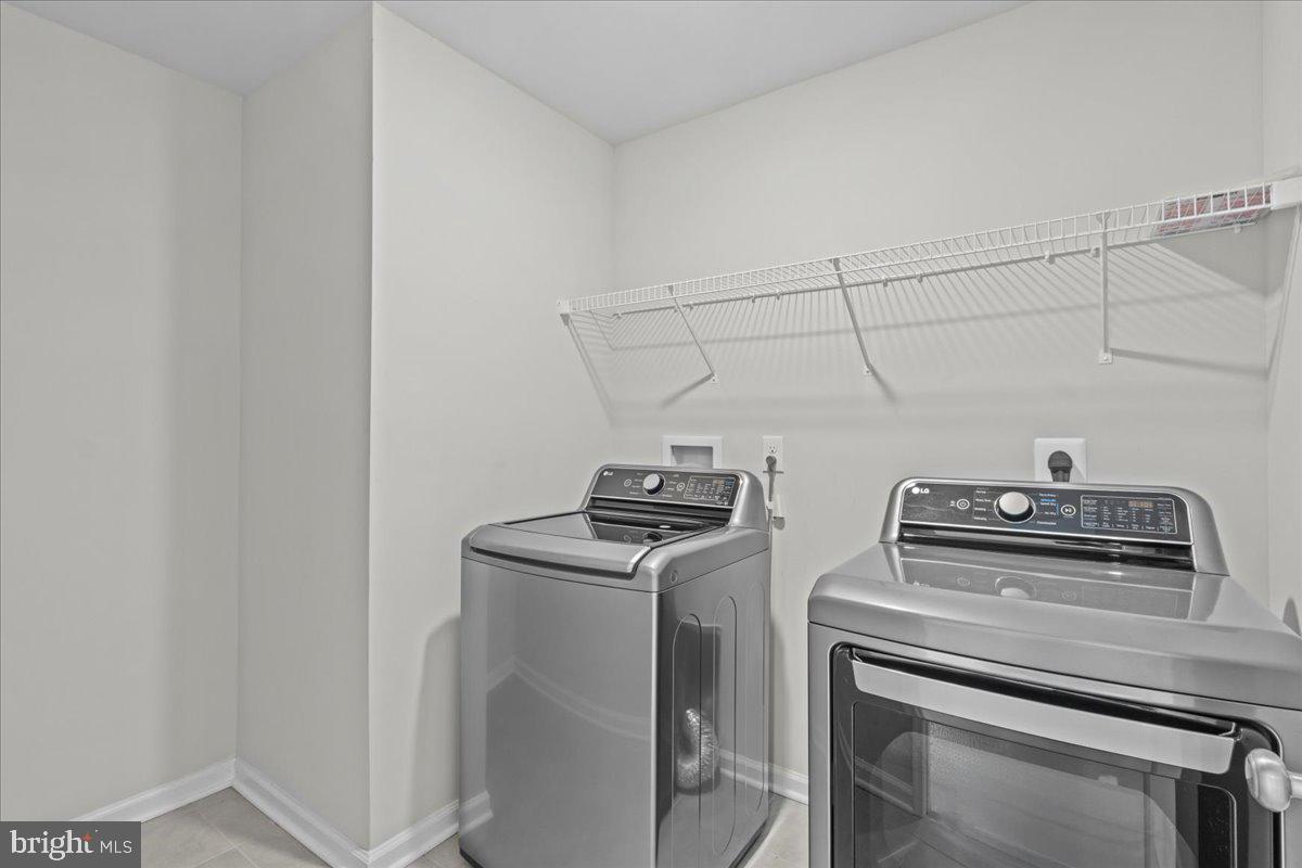 HAWTHORNE - Residential