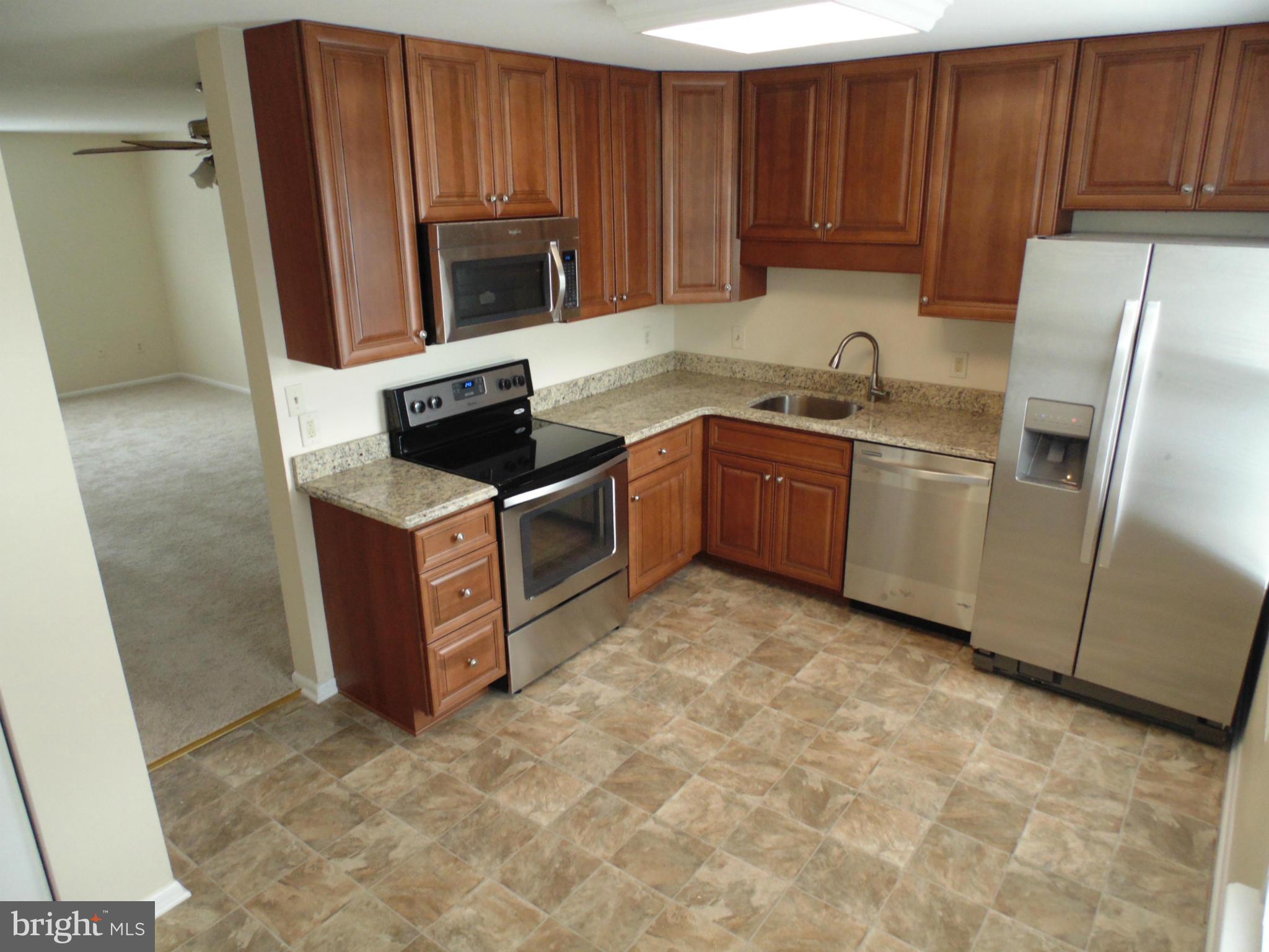 CROFTON VILLAGE - Residential Lease