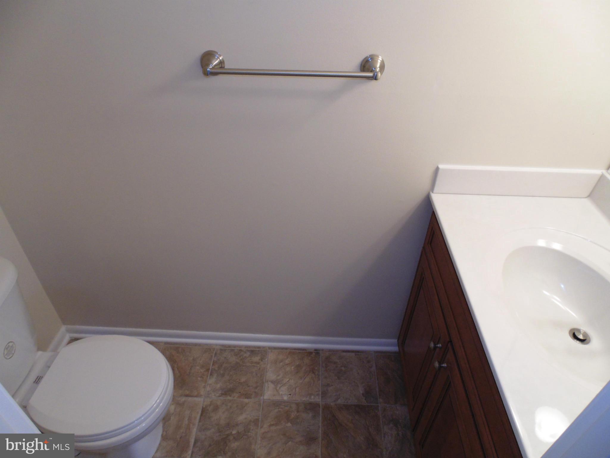 CROFTON VILLAGE - Residential Lease