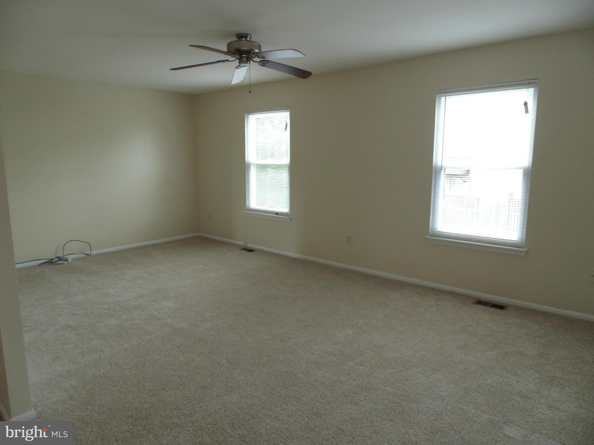 CROFTON VILLAGE - Residential Lease