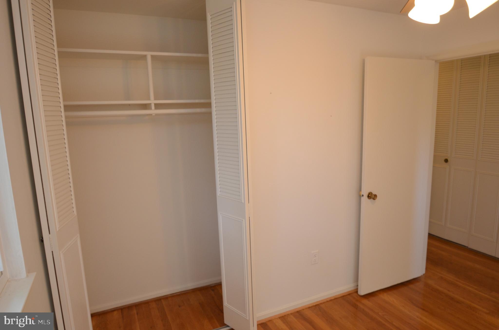 KINGS PARK WEST - Residential Lease