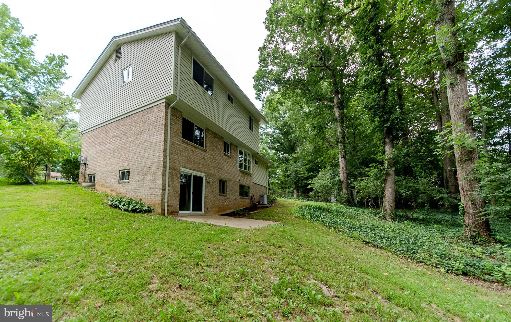 KINGS PARK WEST - Residential Lease