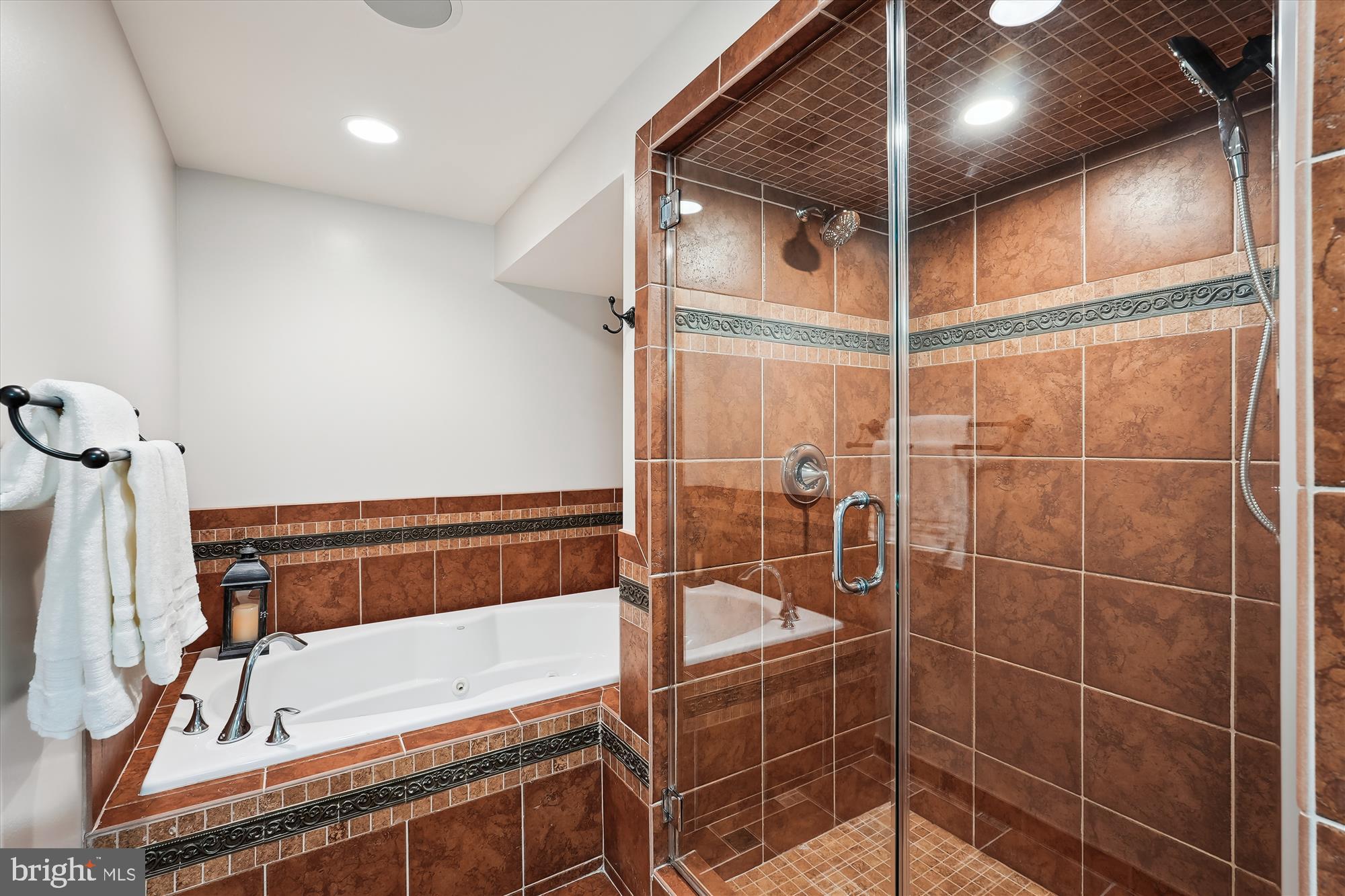 DOMINION VALLEY COUNTRY CLUB - Residential