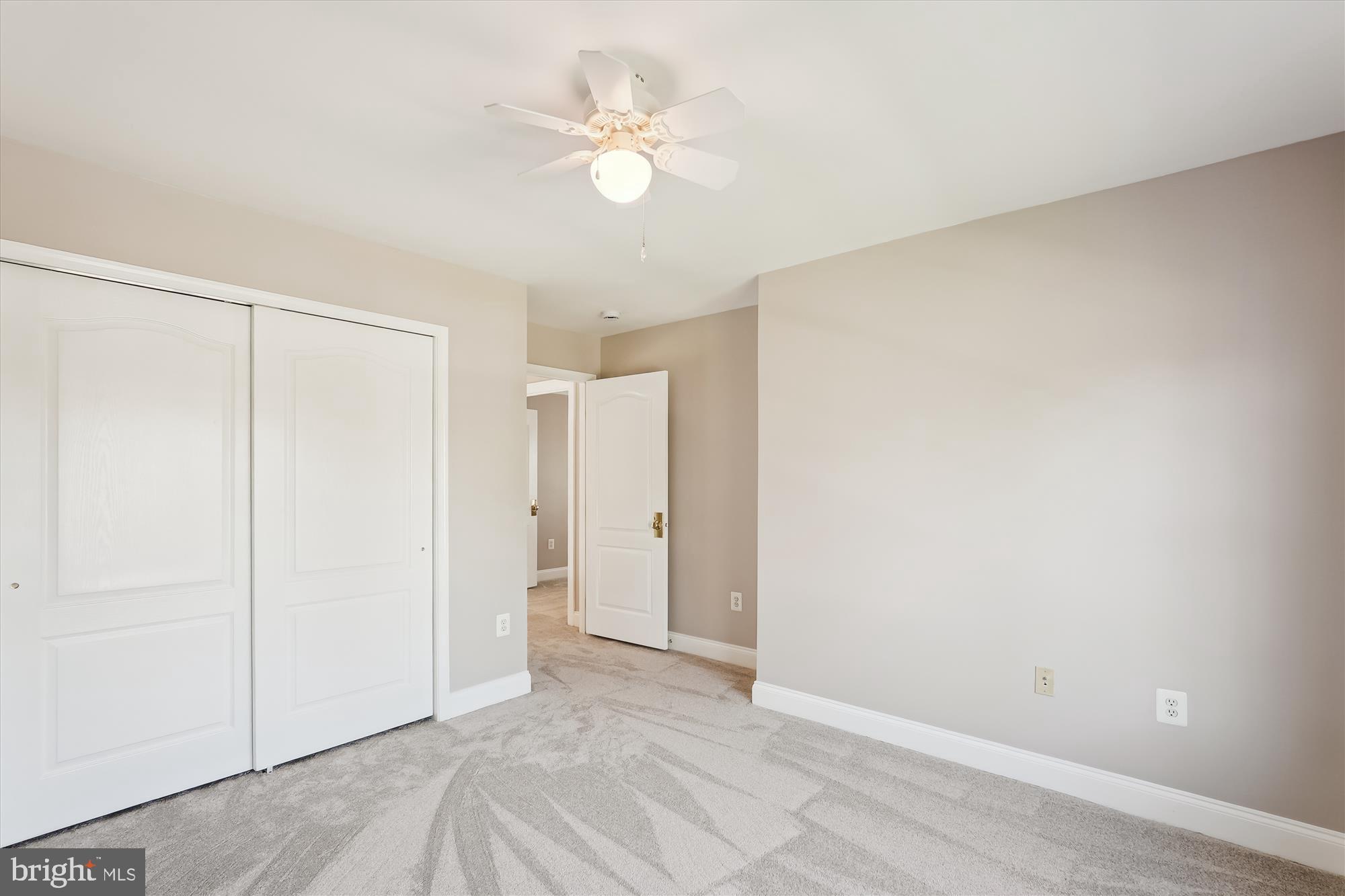 DOMINION VALLEY COUNTRY CLUB - Residential