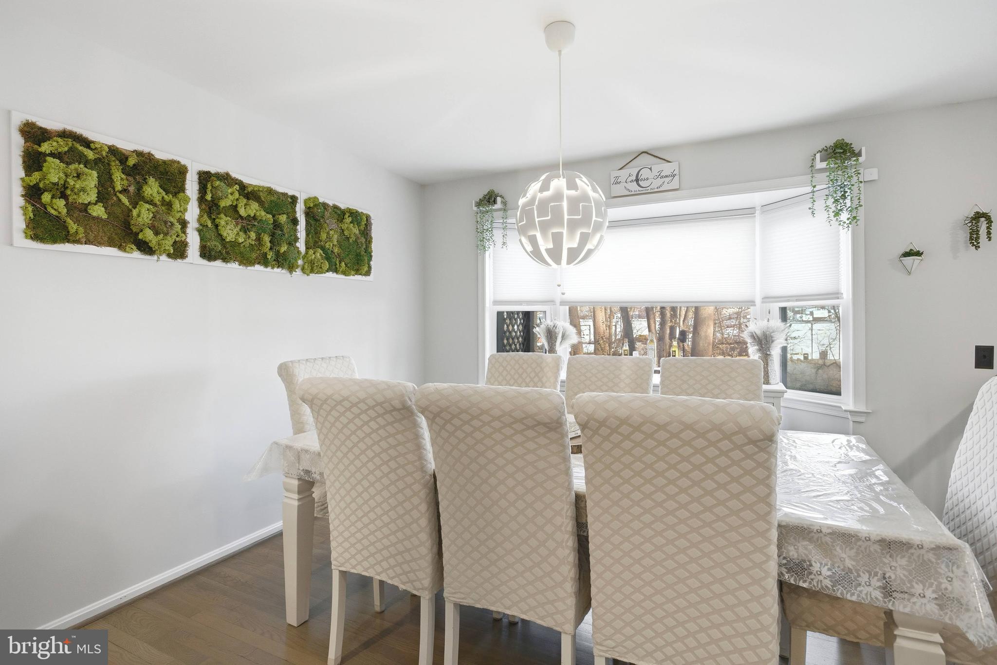 FAIRFAX OAKS - Residential