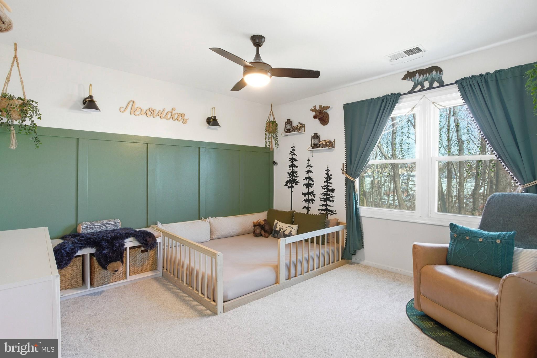 FAIRFAX OAKS - Residential