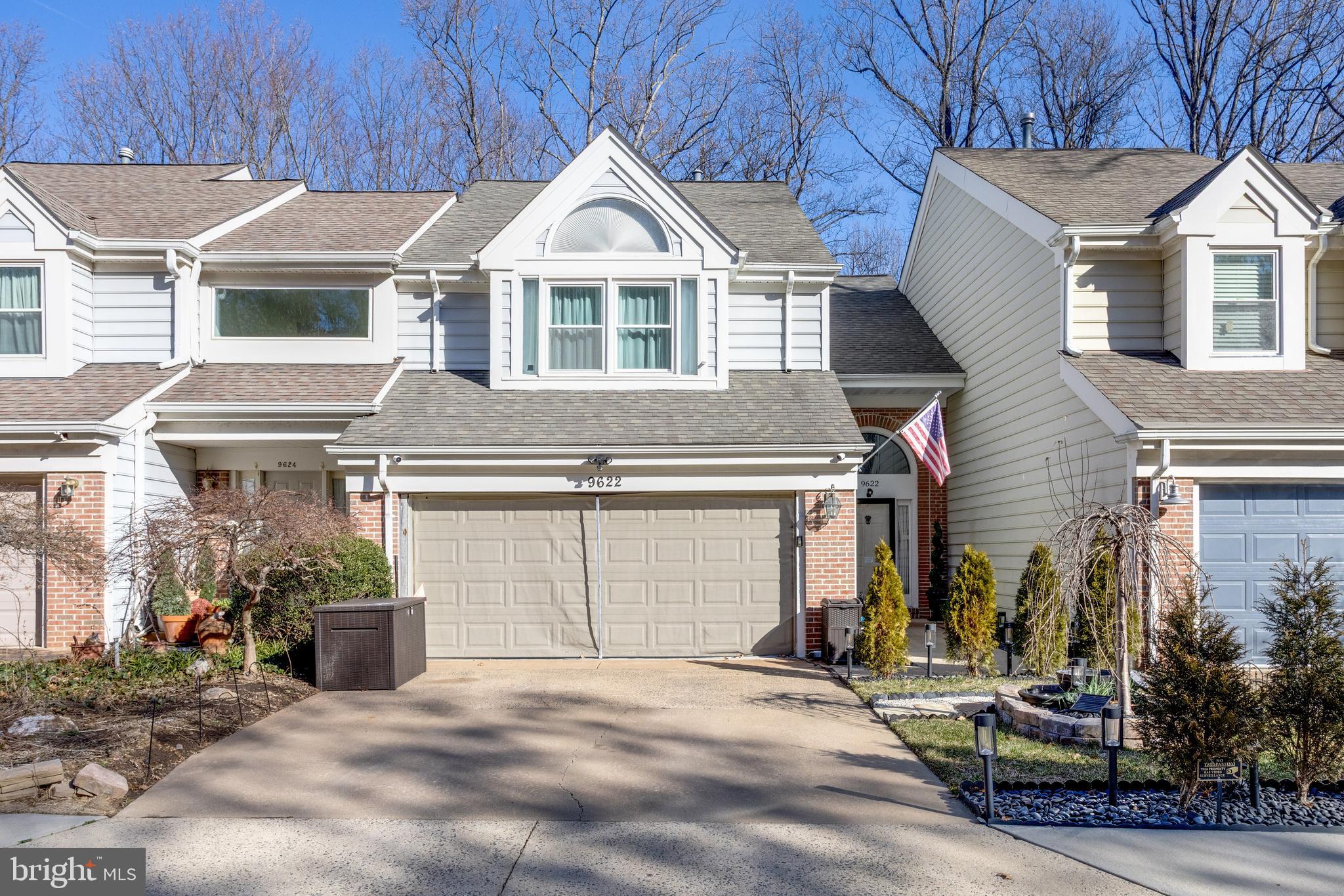 FAIRFAX OAKS - Residential