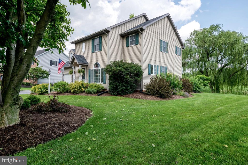 Photo of 109 PENNINGDON DR, LANDISVILLE, PA 17538 (MLS # PALA2036708)