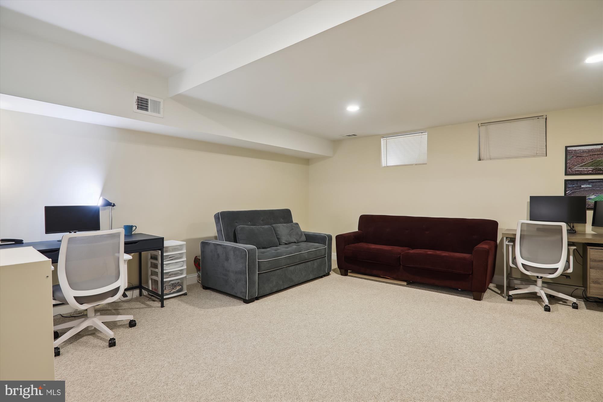 GUNNERS LAKE VILLAGE - Residential