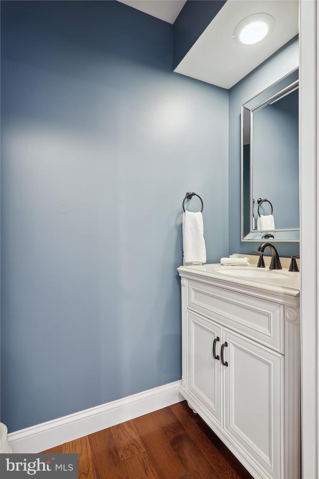 GUNNERS LAKE VILLAGE - Residential