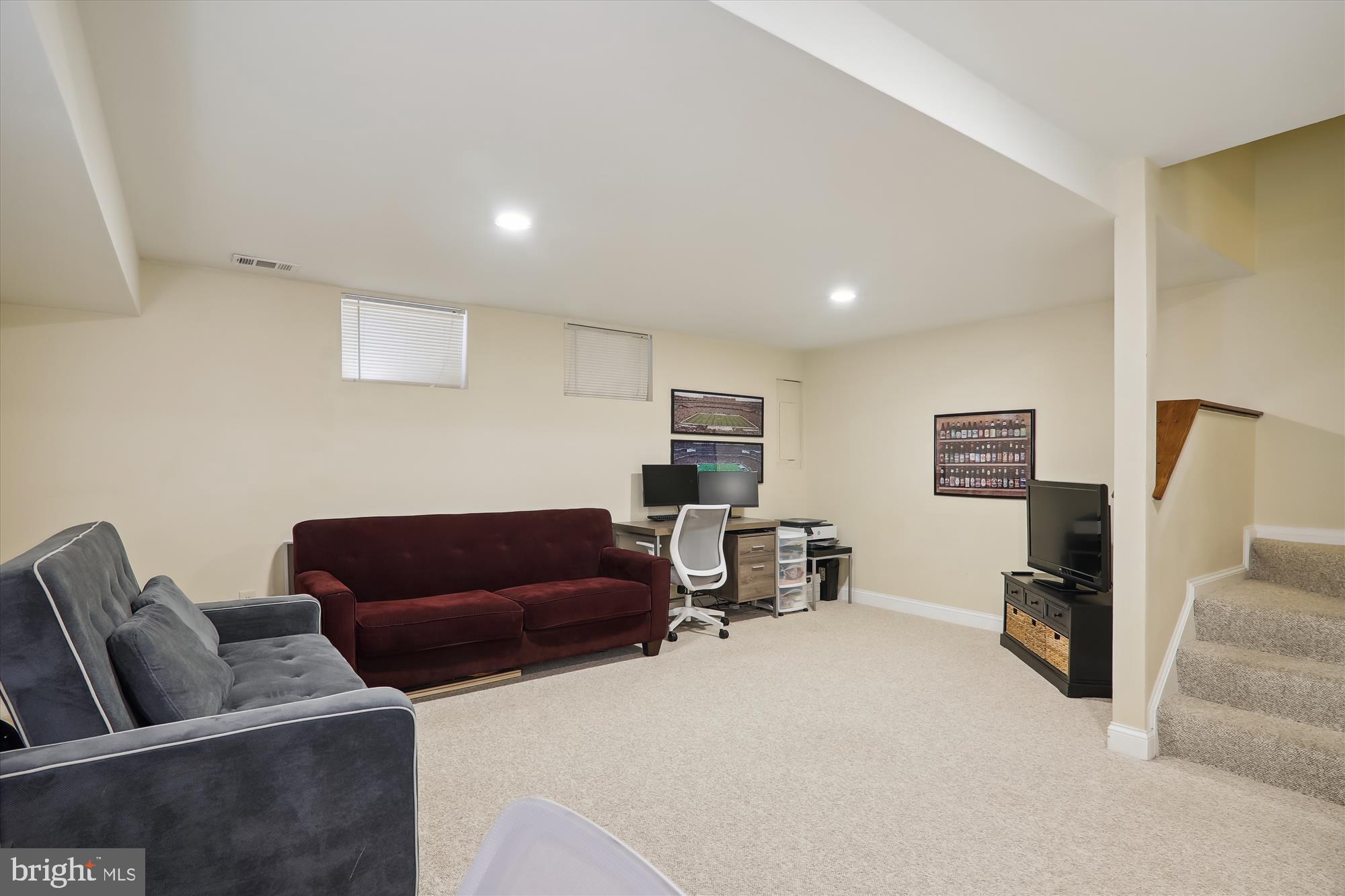 GUNNERS LAKE VILLAGE - Residential