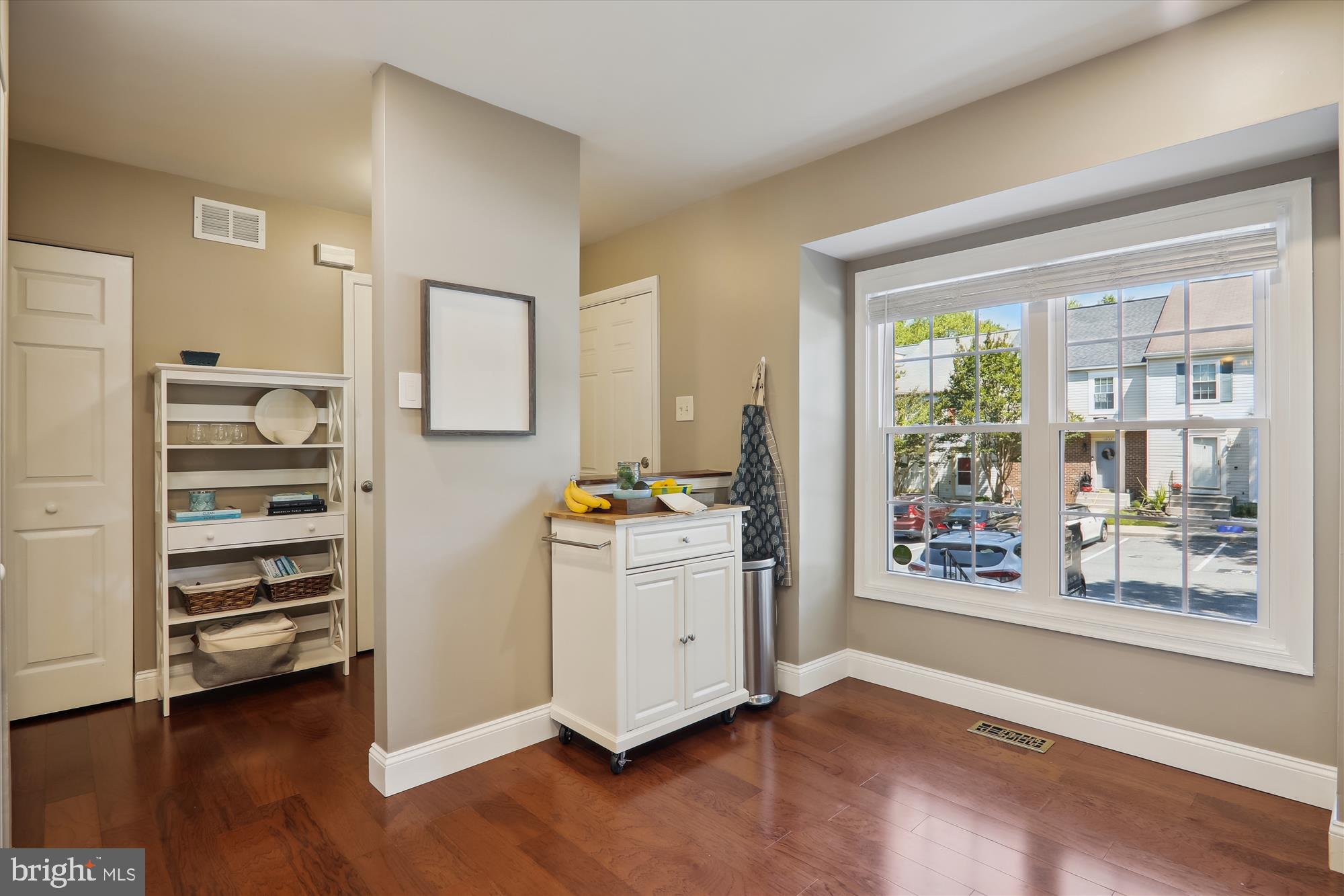 GUNNERS LAKE VILLAGE - Residential