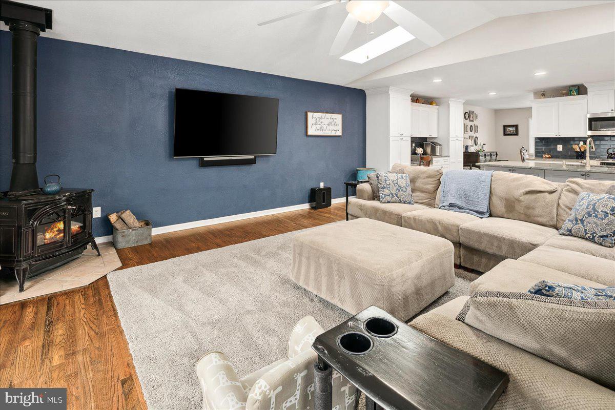 RIVERSIDE ESTATES - Residential