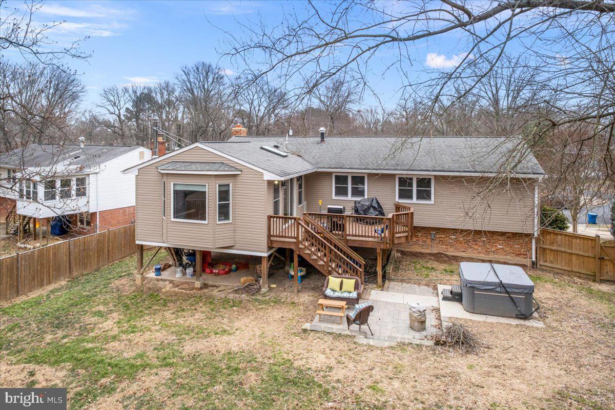 RIVERSIDE ESTATES - Residential