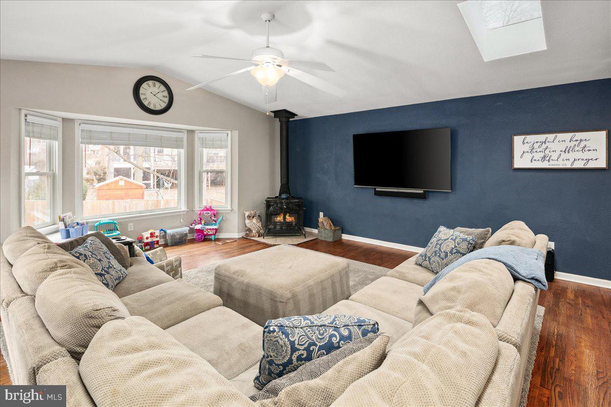 RIVERSIDE ESTATES - Residential