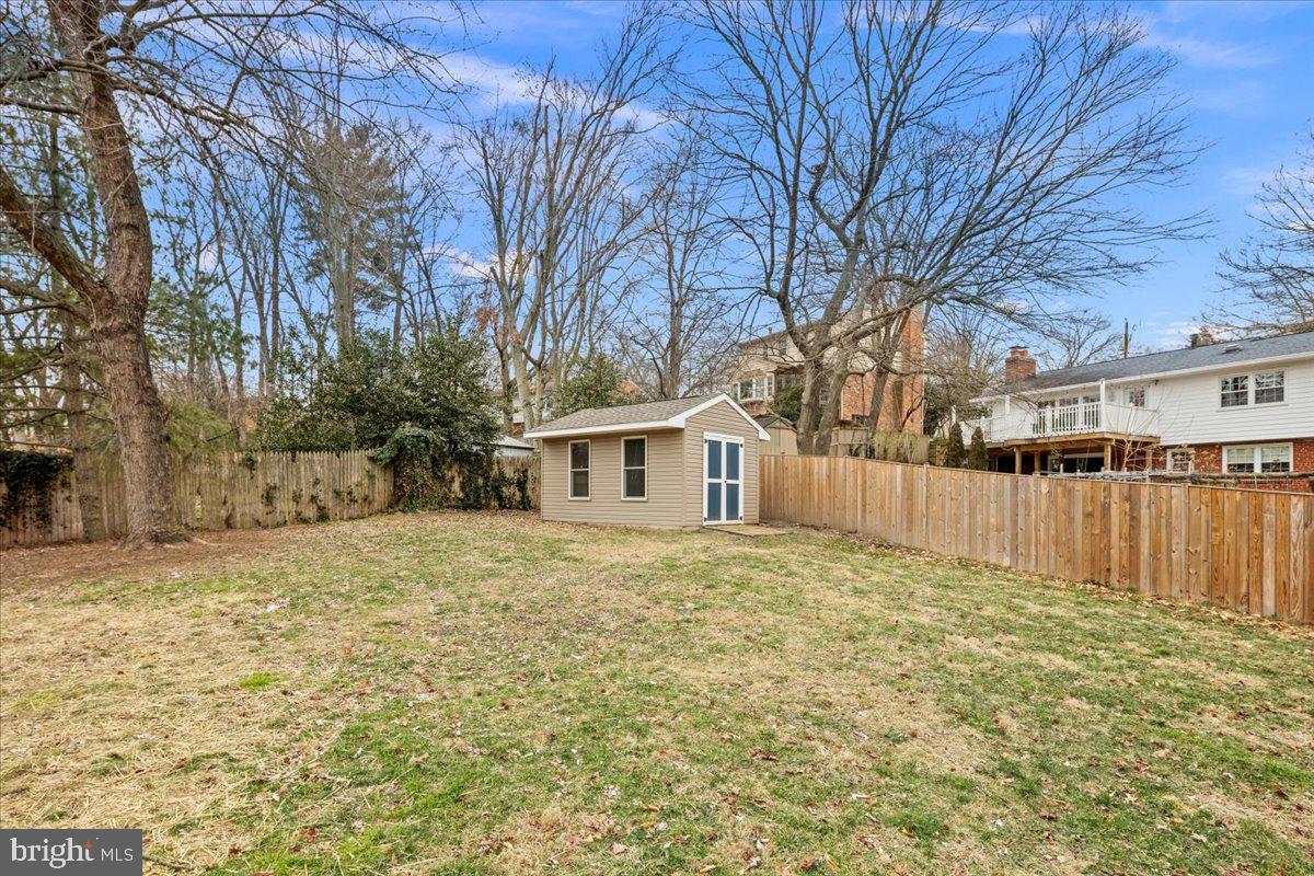 RIVERSIDE ESTATES - Residential