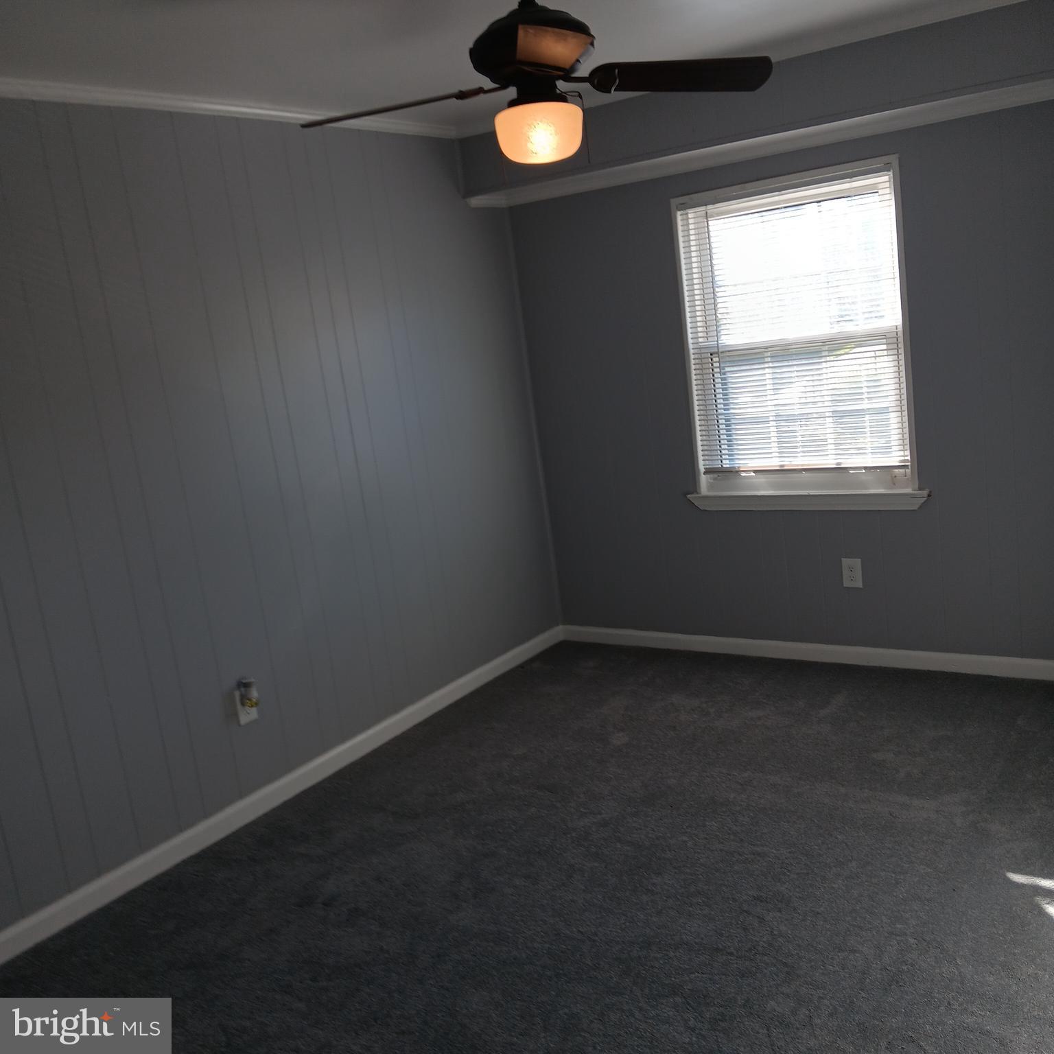 OLD TOWNE VILLAGE CONDOMINIUMS - Residential Lease