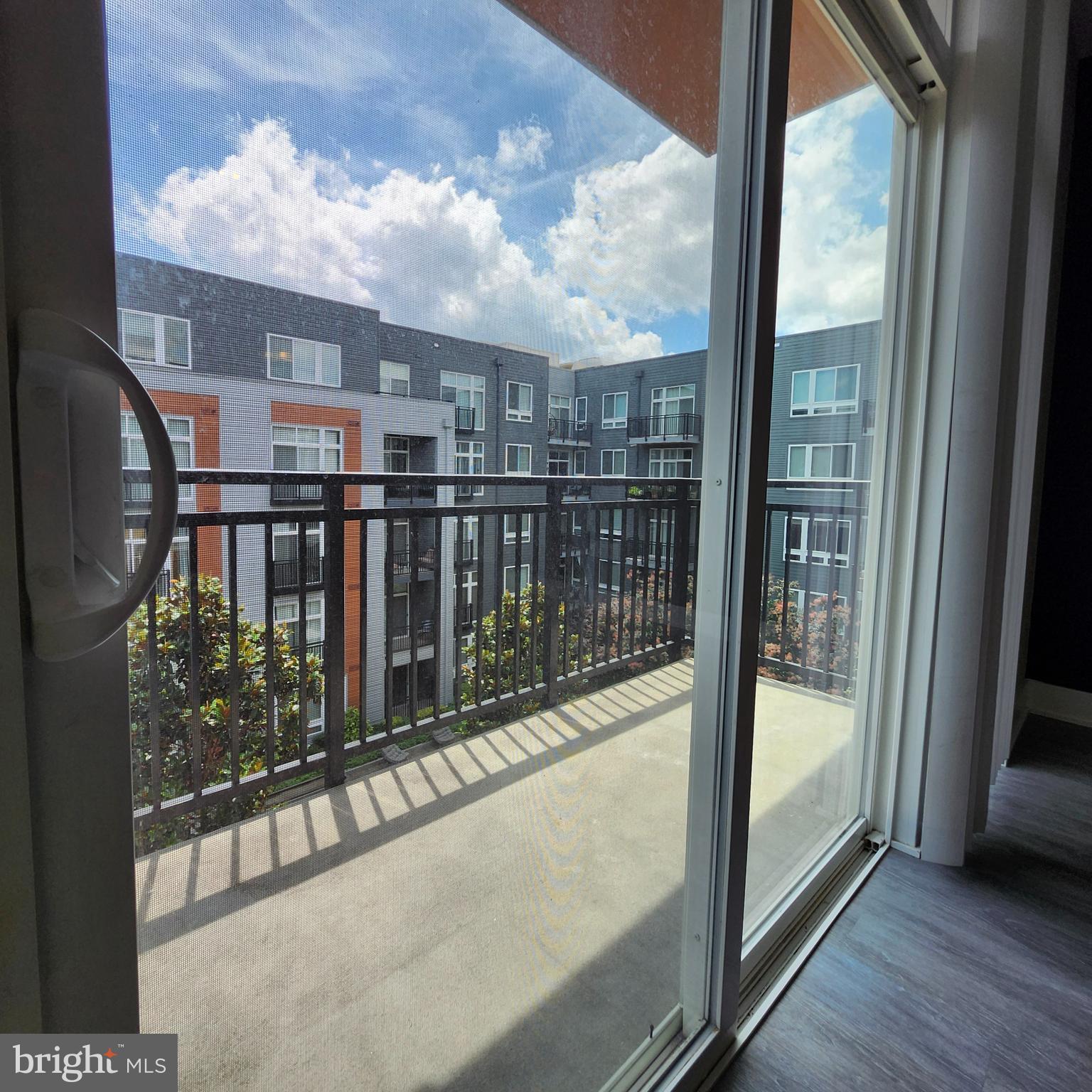 NATIONAL HARBOR - Residential Lease