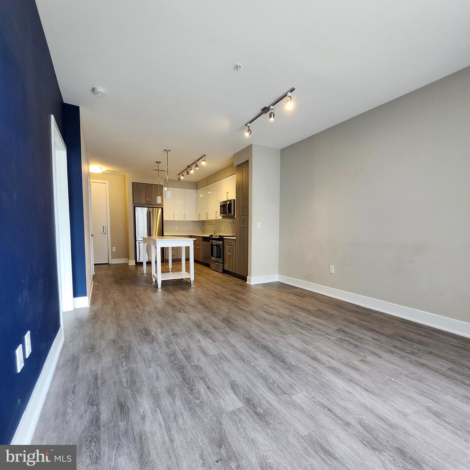 NATIONAL HARBOR - Residential Lease