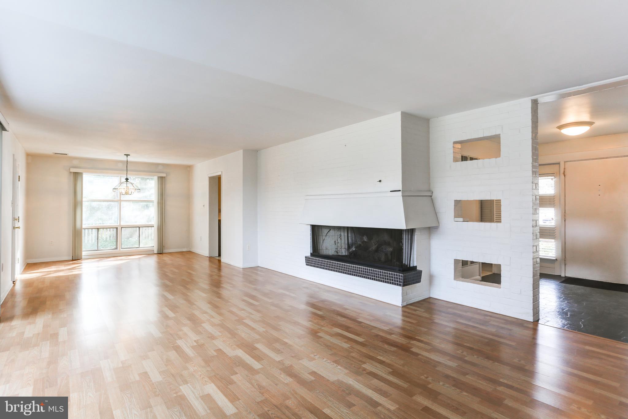 BLOOMINGDALE - Residential