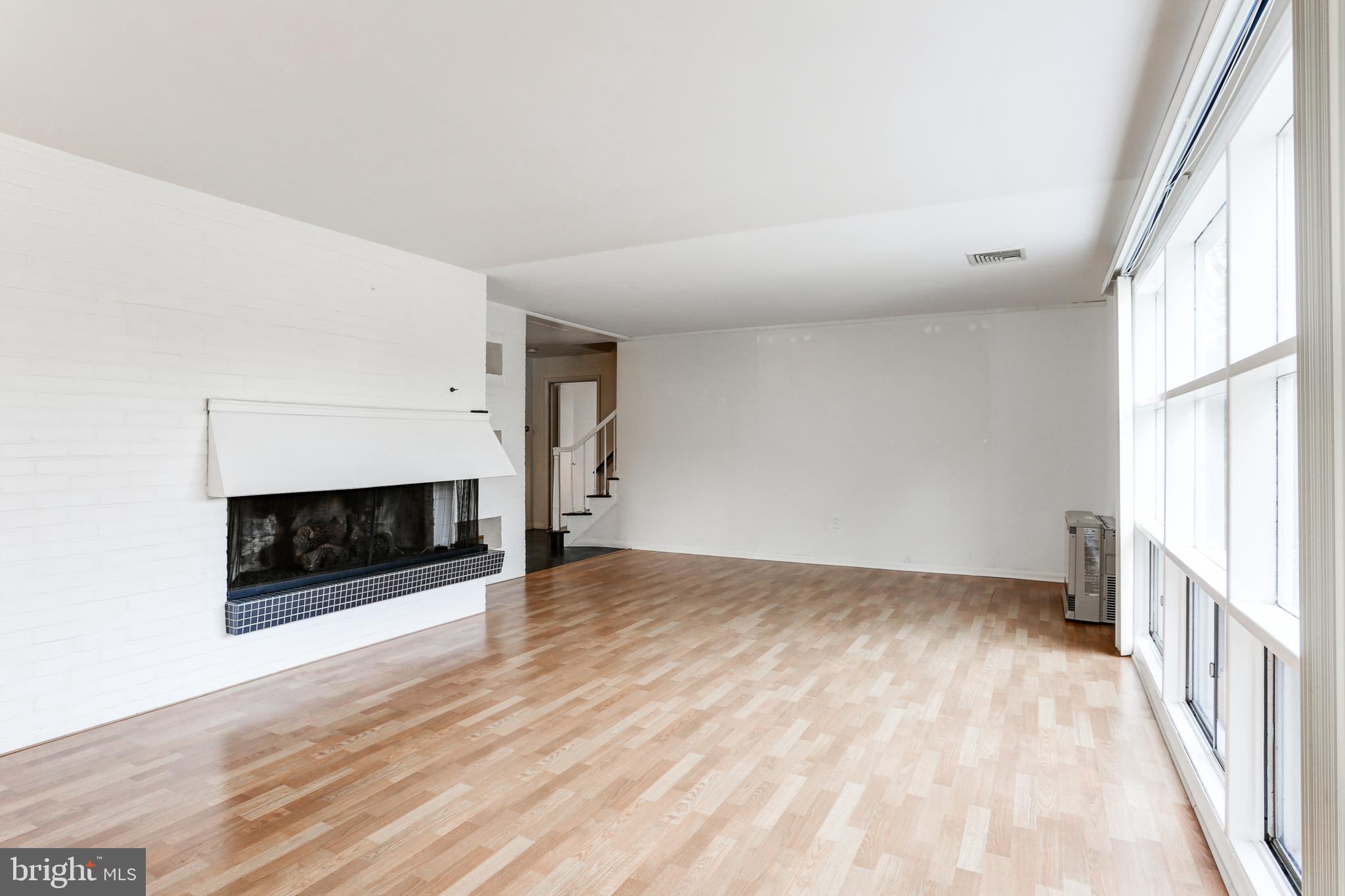 BLOOMINGDALE - Residential