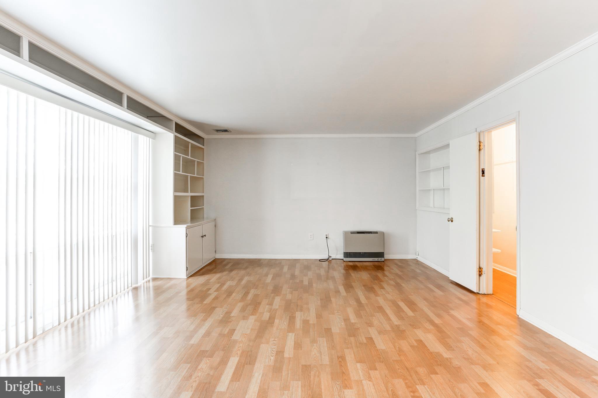 BLOOMINGDALE - Residential