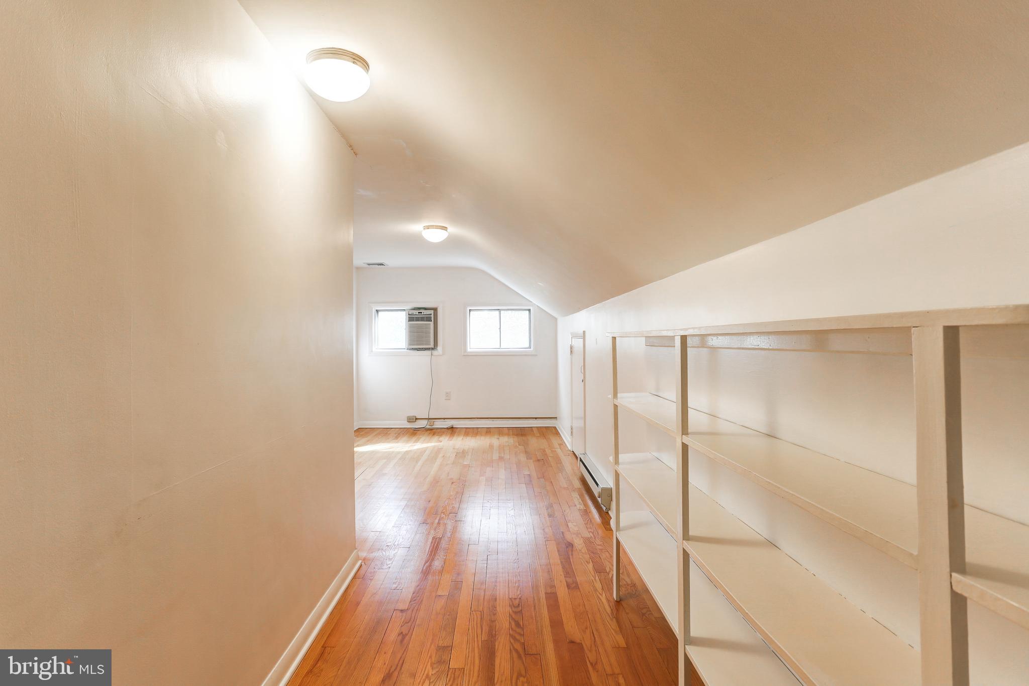 BLOOMINGDALE - Residential