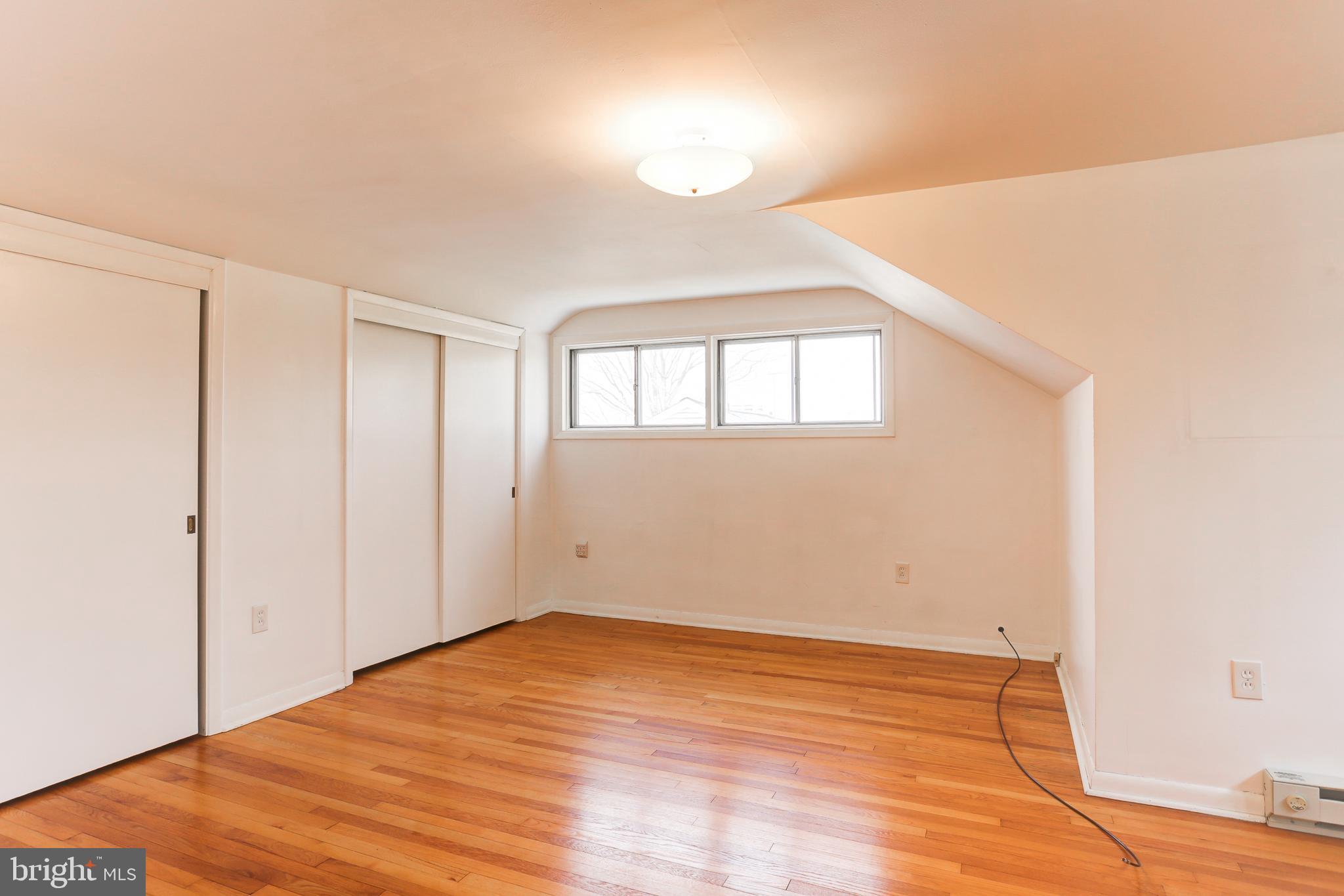 BLOOMINGDALE - Residential