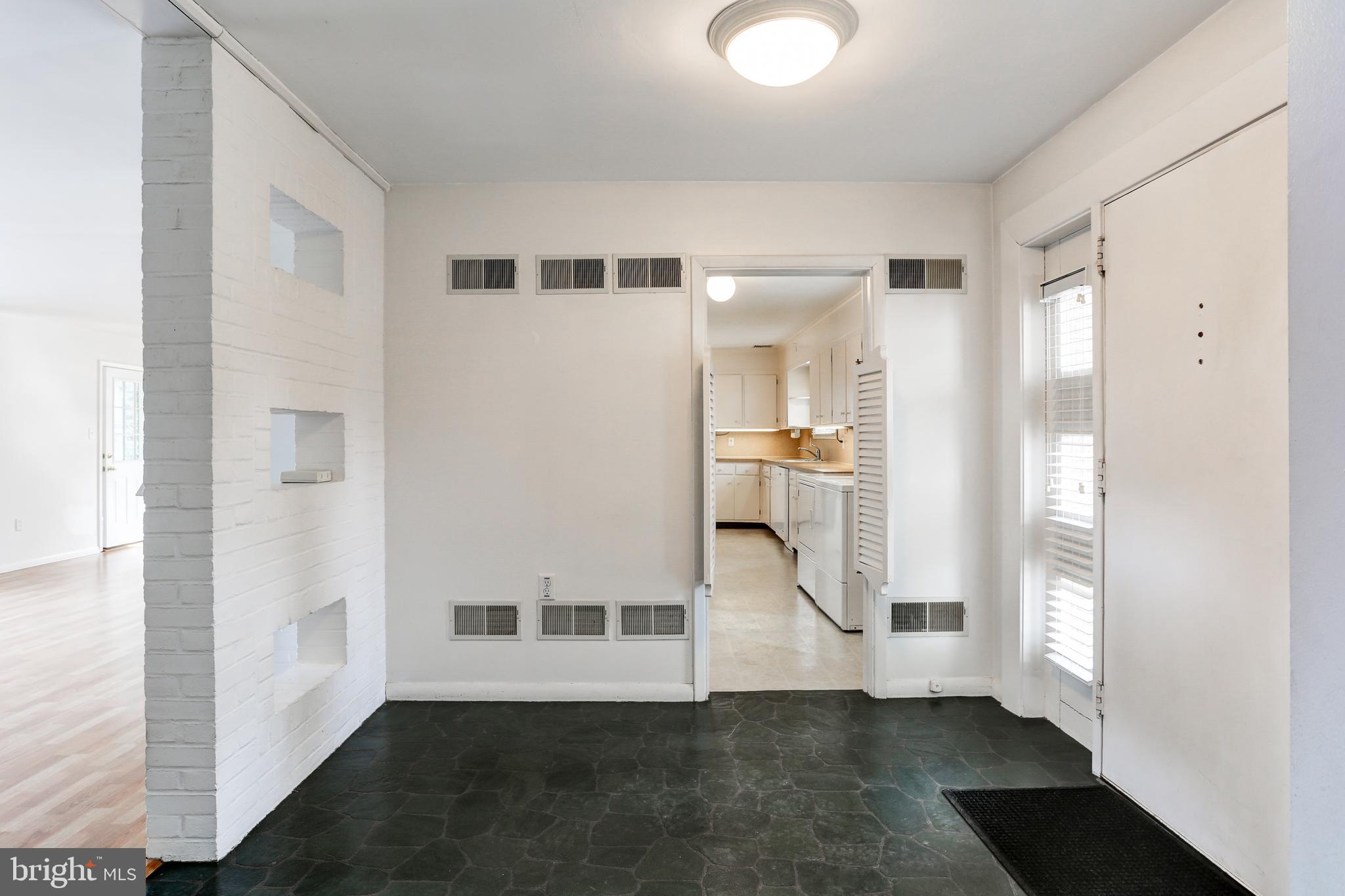 BLOOMINGDALE - Residential