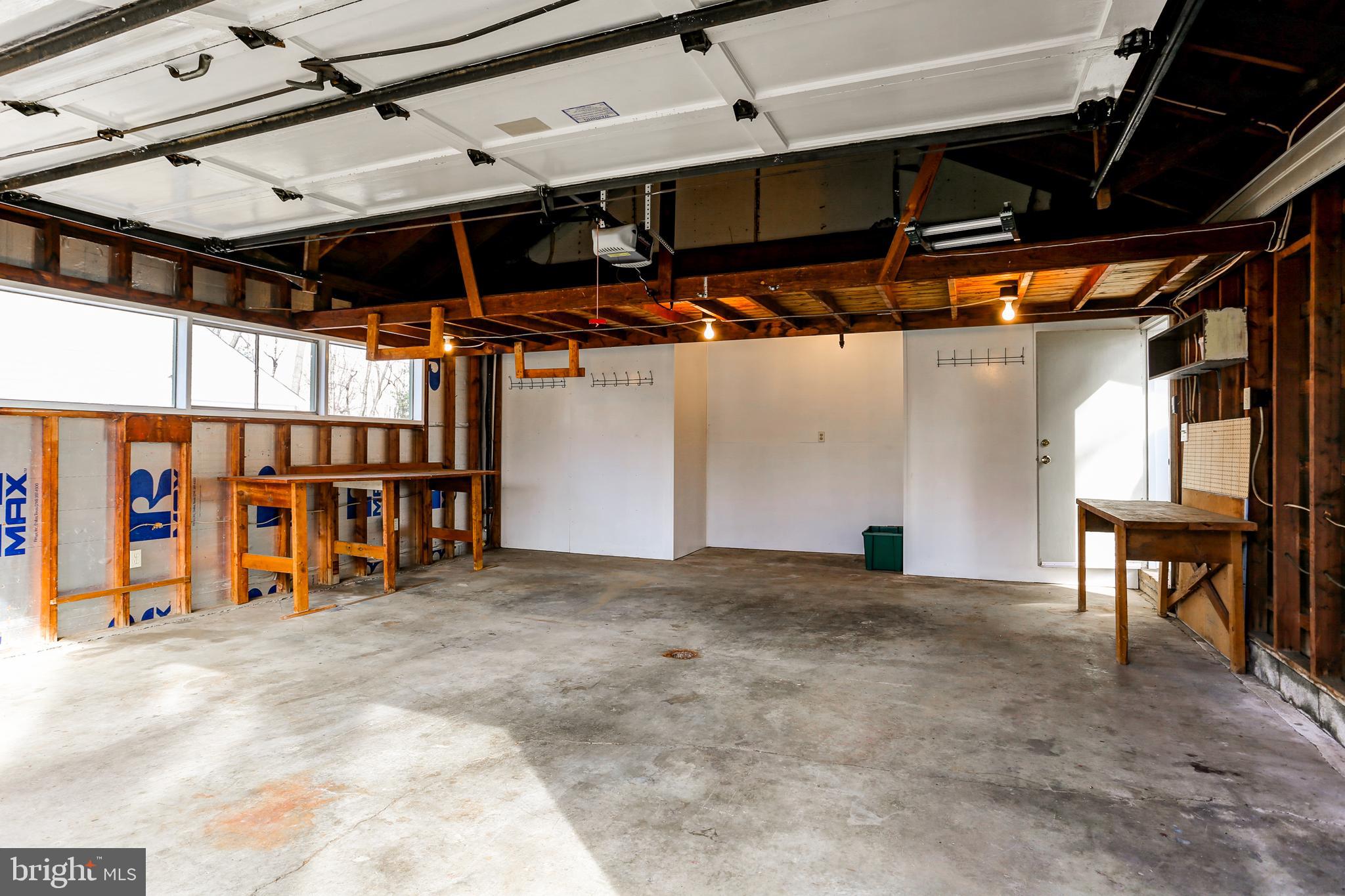 BLOOMINGDALE - Residential