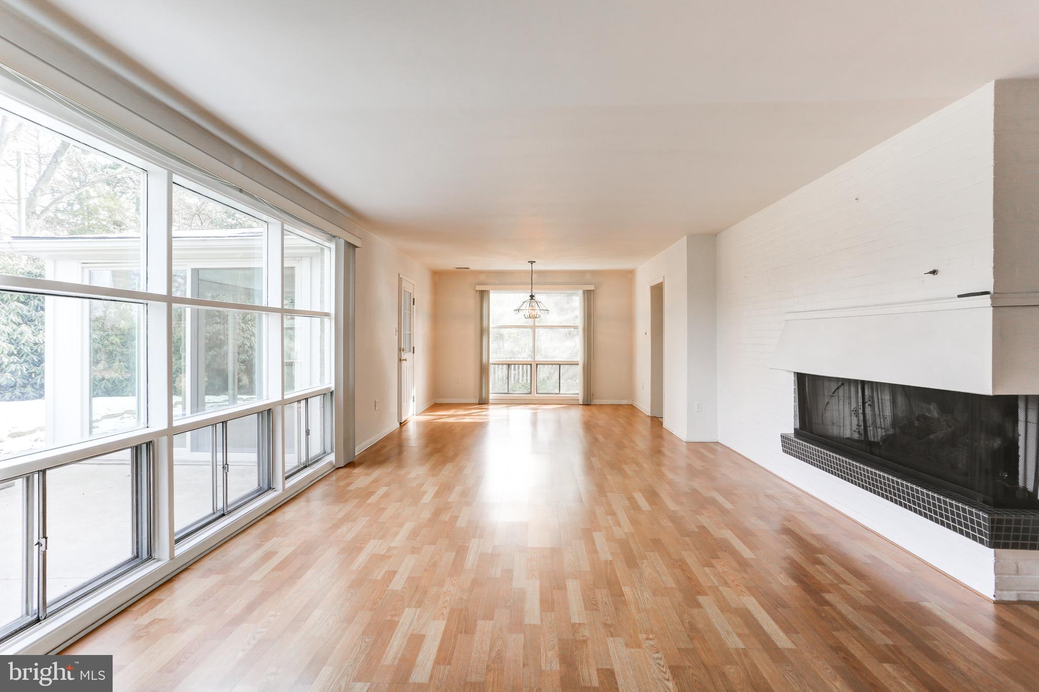 BLOOMINGDALE - Residential