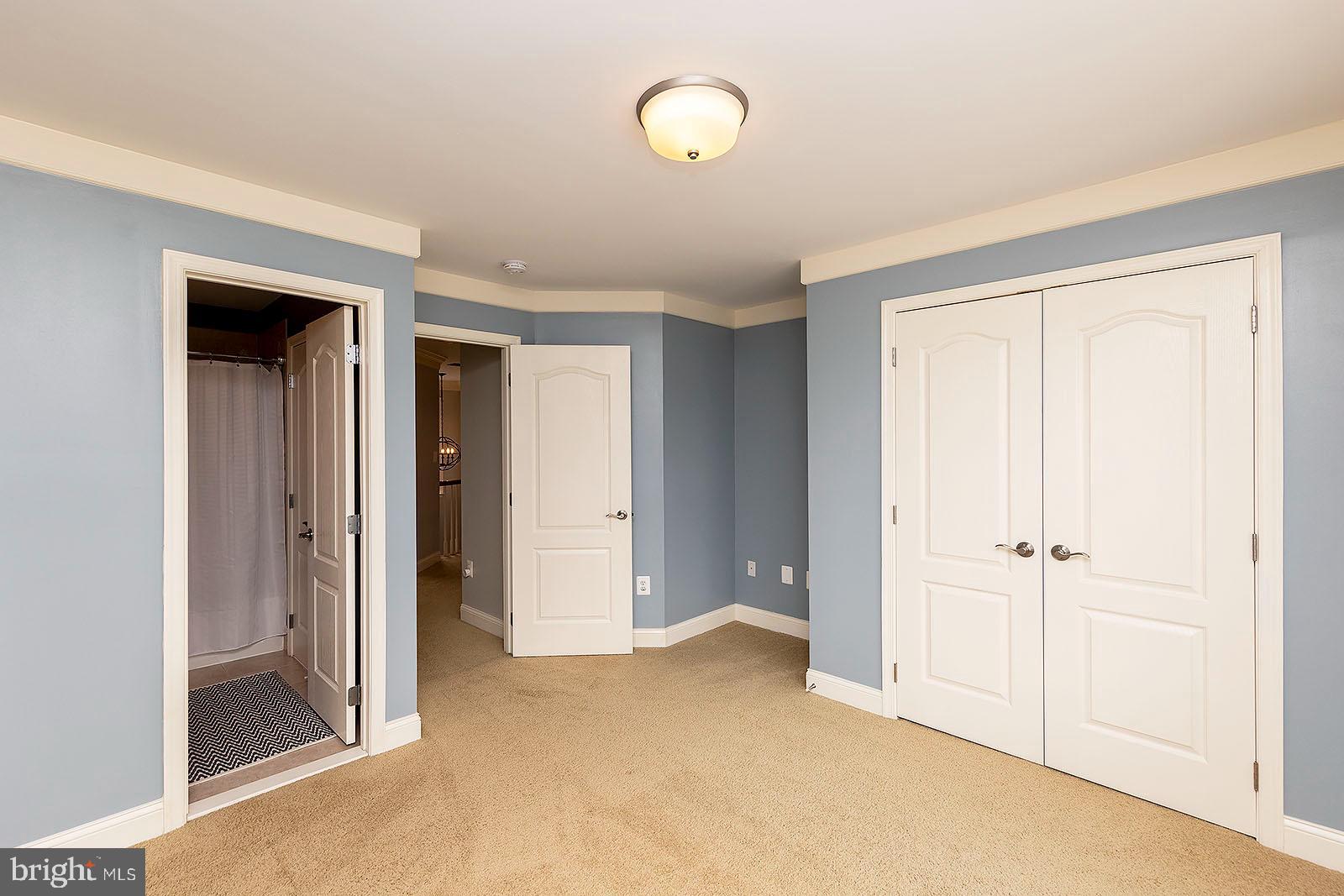 HAMMONDS MILL - Residential