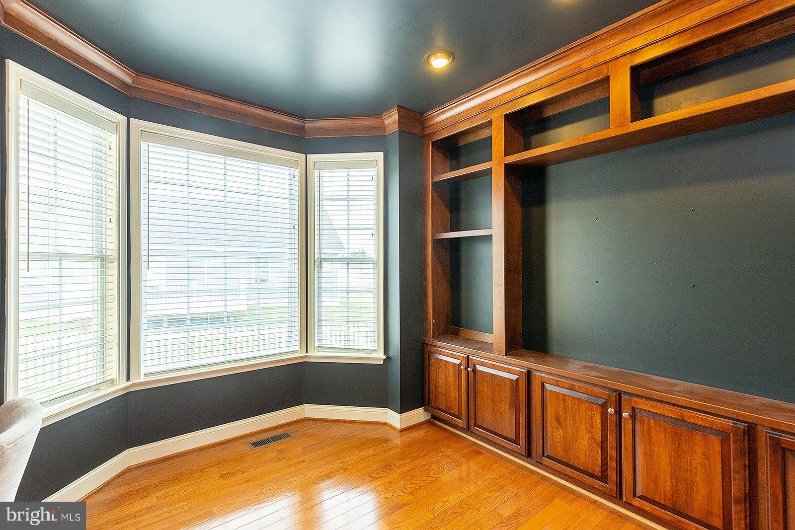 HAMMONDS MILL - Residential