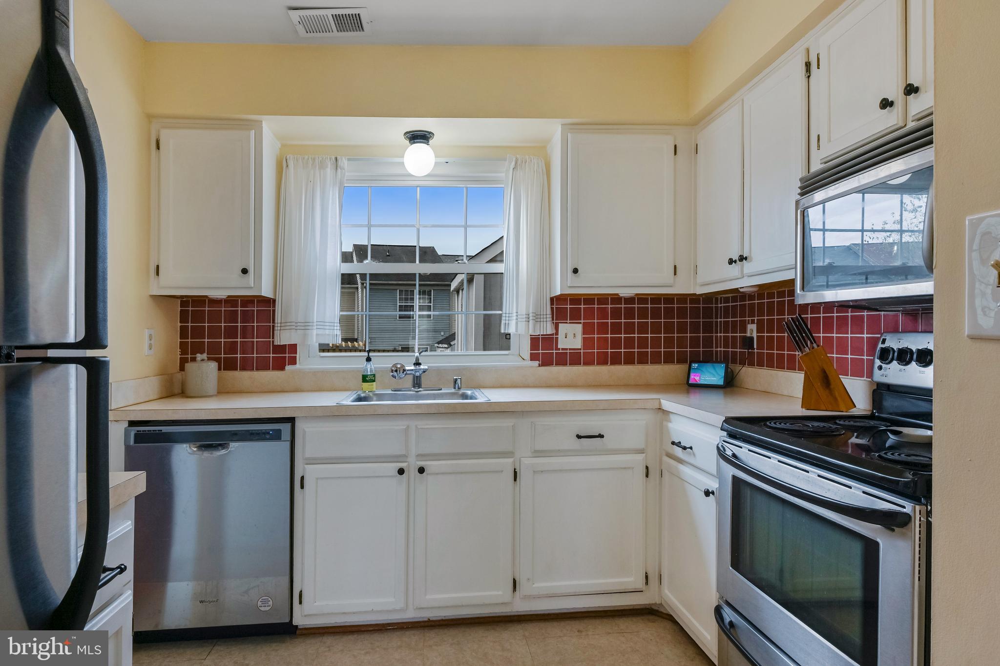 CLOVERLEAF TOWNHOUSES - Residential