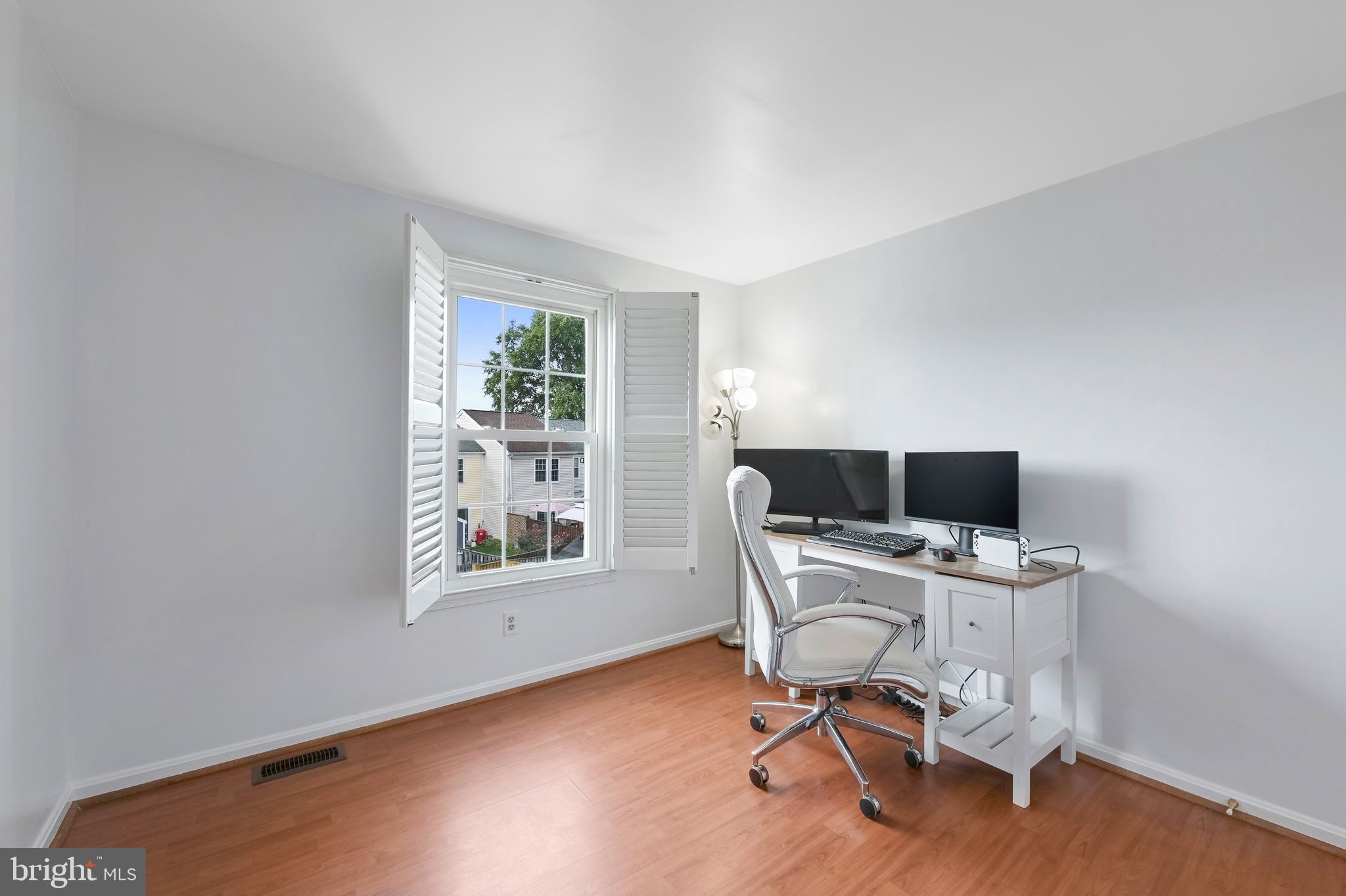 CLOVERLEAF TOWNHOUSES - Residential