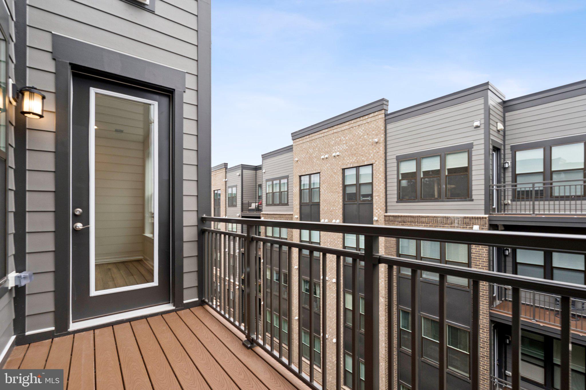 WAXPOOL CROSSING - Residential Lease