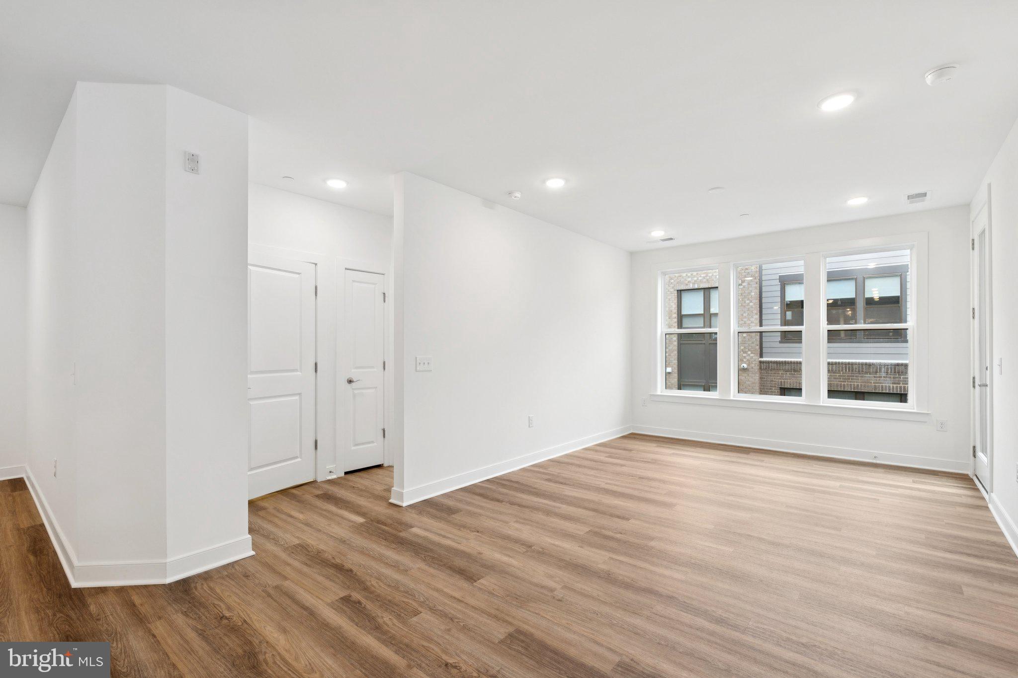 WAXPOOL CROSSING - Residential Lease