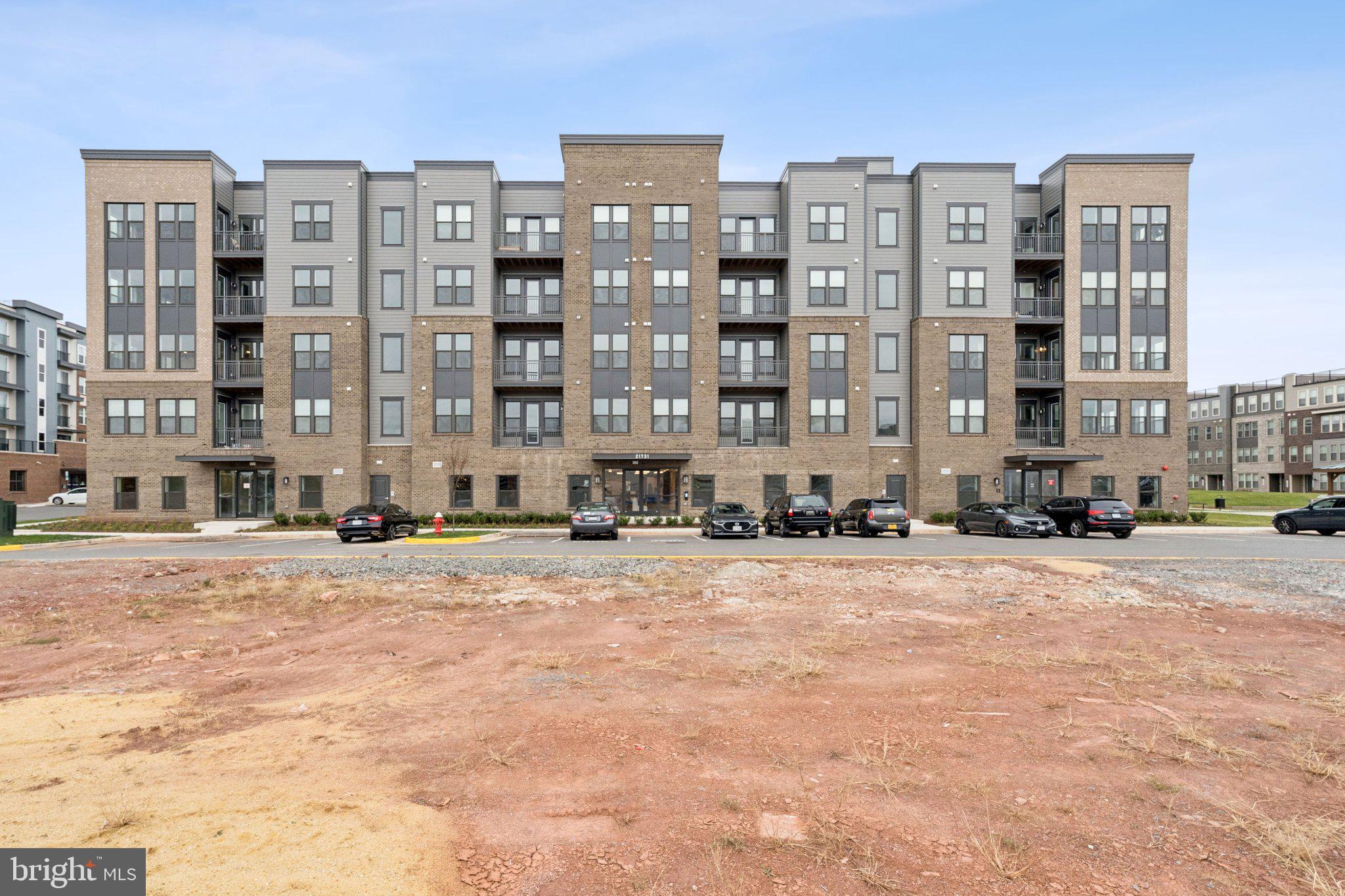 21731 DOVEKIE TERRACE 505