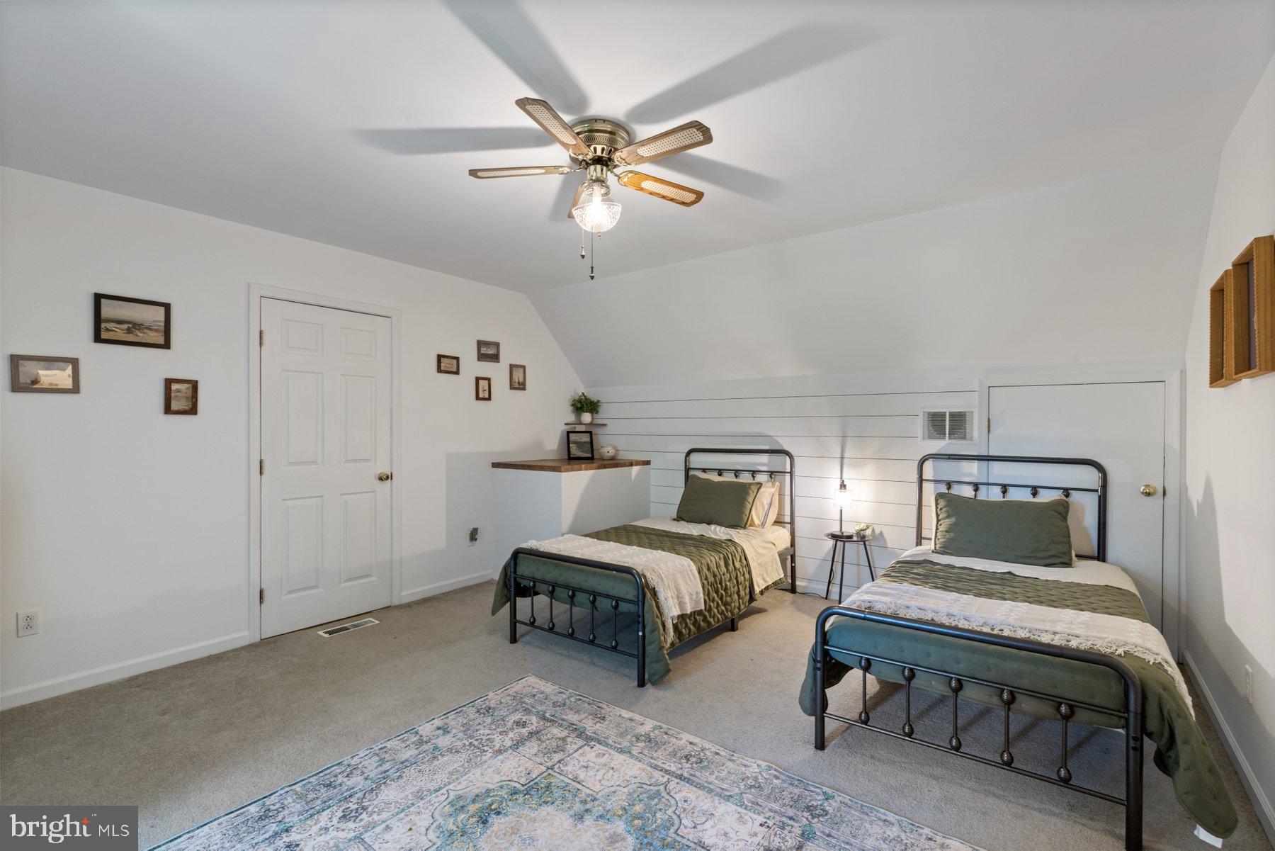 DEEP HARBOR FARM - Residential