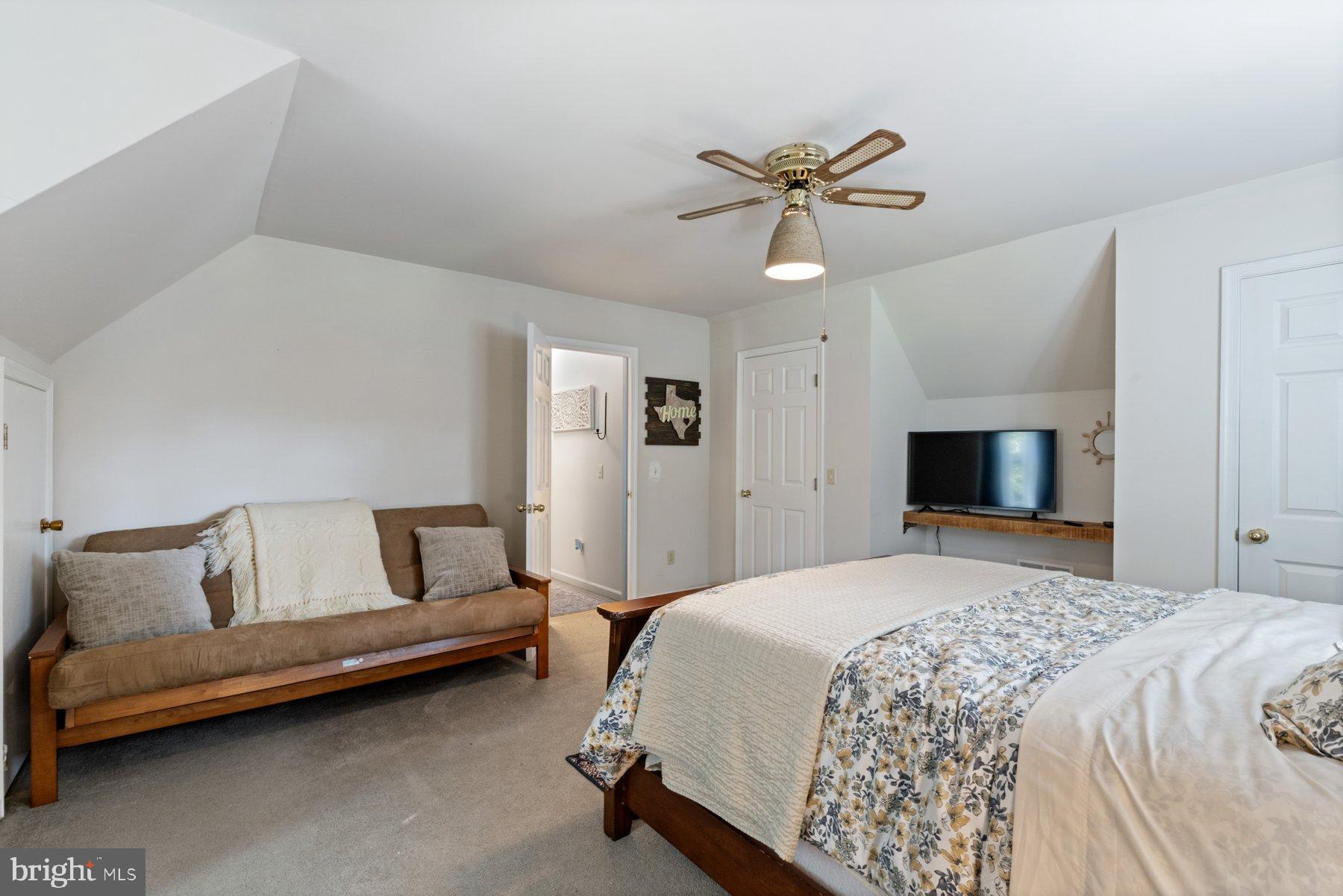 DEEP HARBOR FARM - Residential