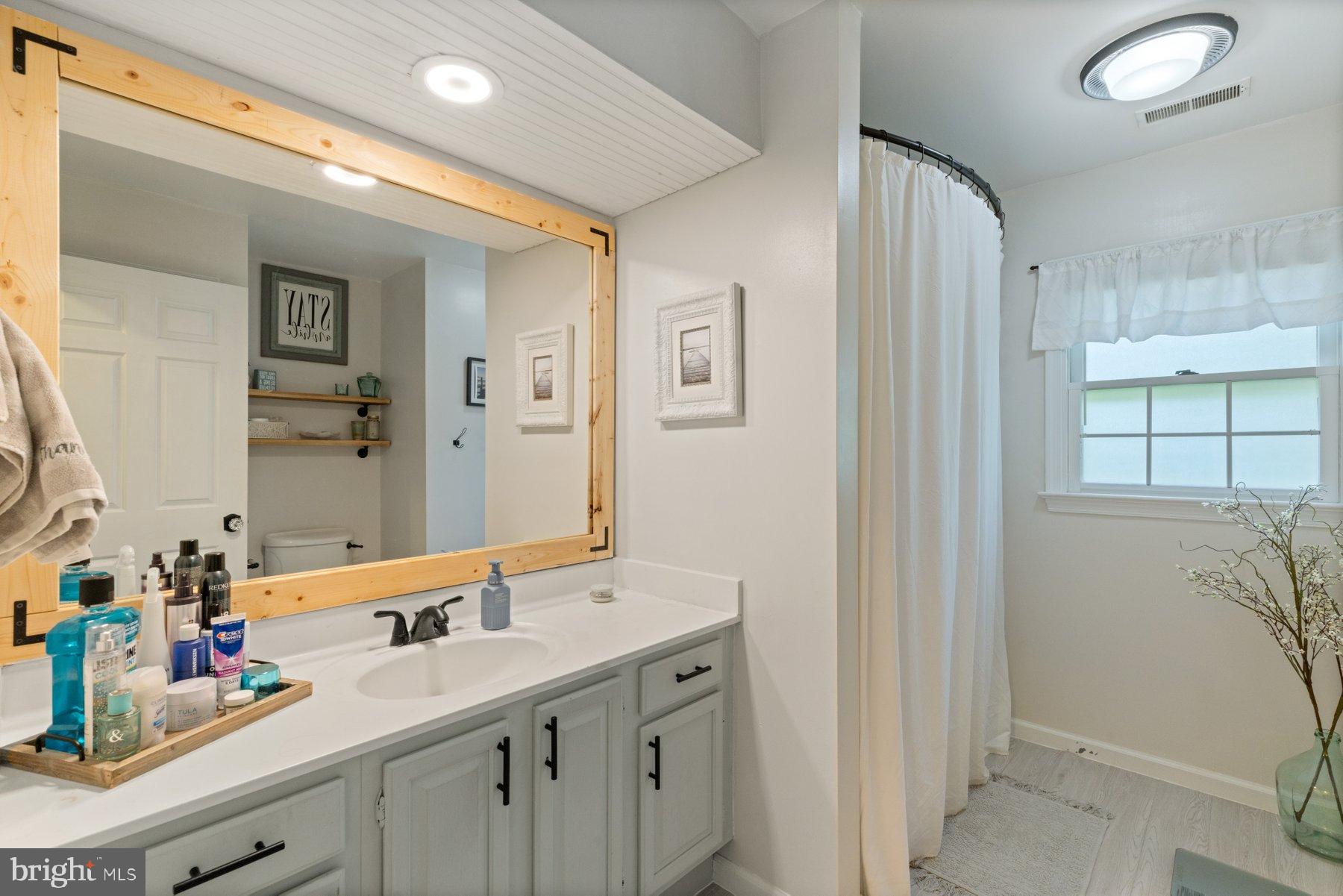 DEEP HARBOR FARM - Residential