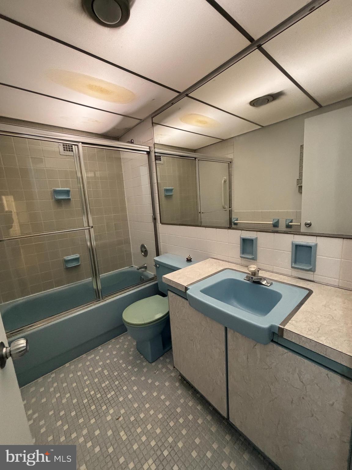 GREEN HILL - Residential