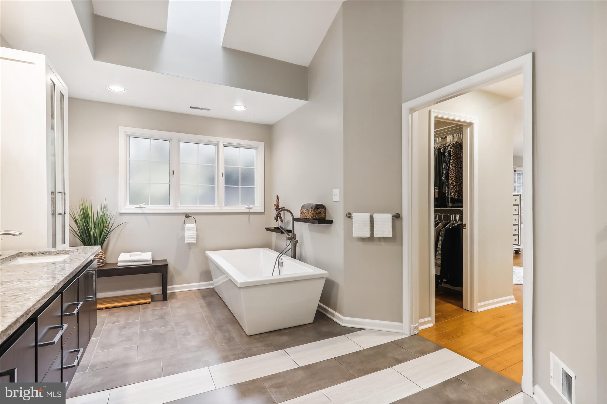 CHEVY CHASE - Residential