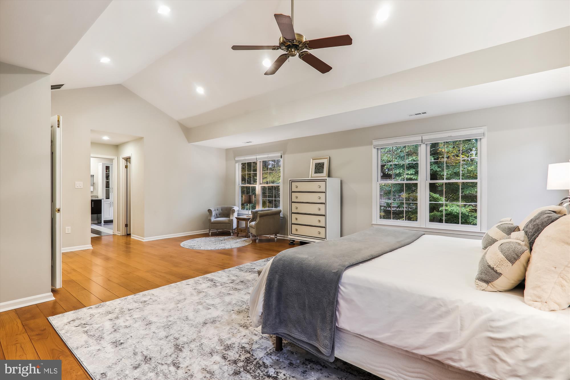 CHEVY CHASE - Residential