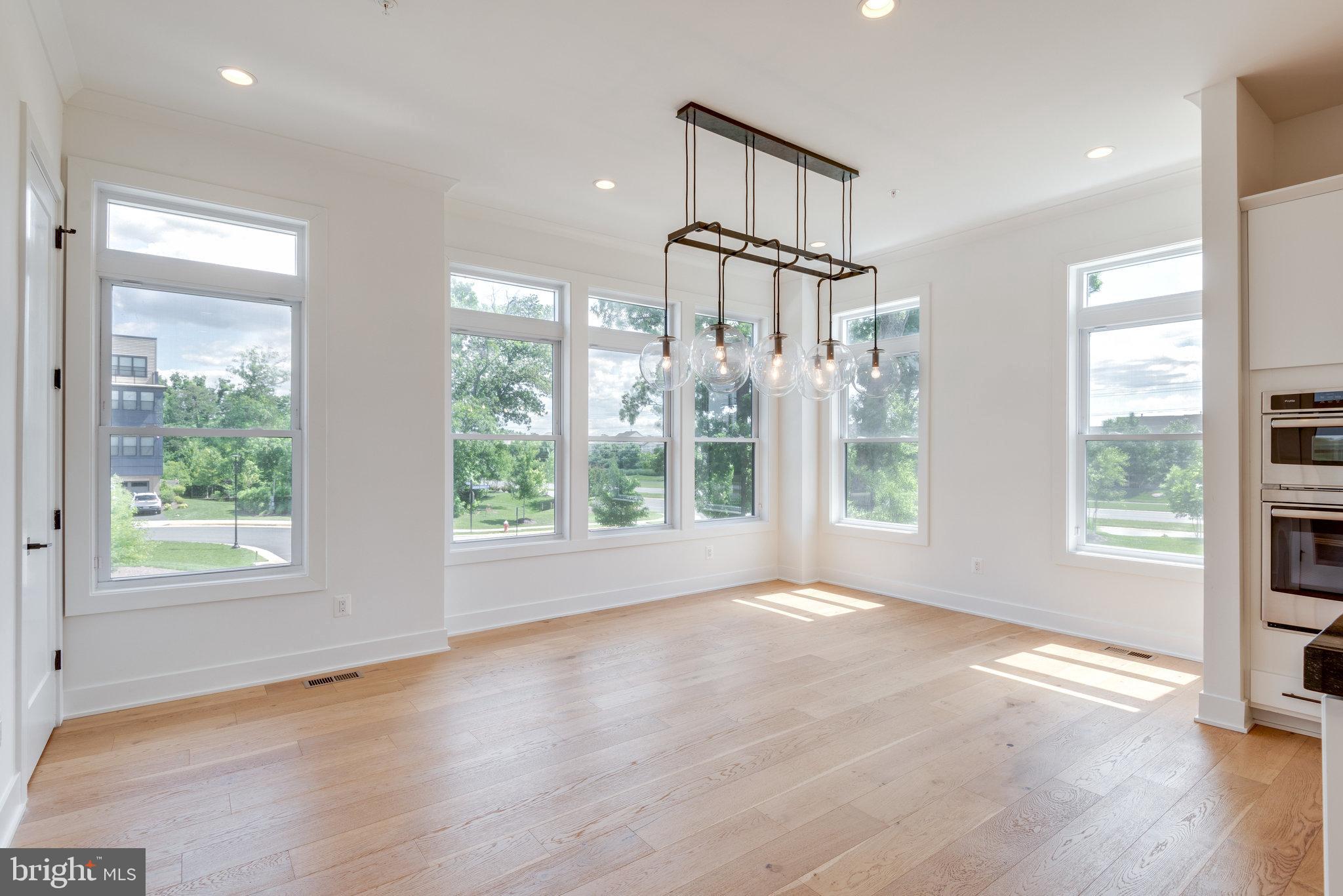 BRAMBLETON AT EMERALD RIDGE - Residential Lease