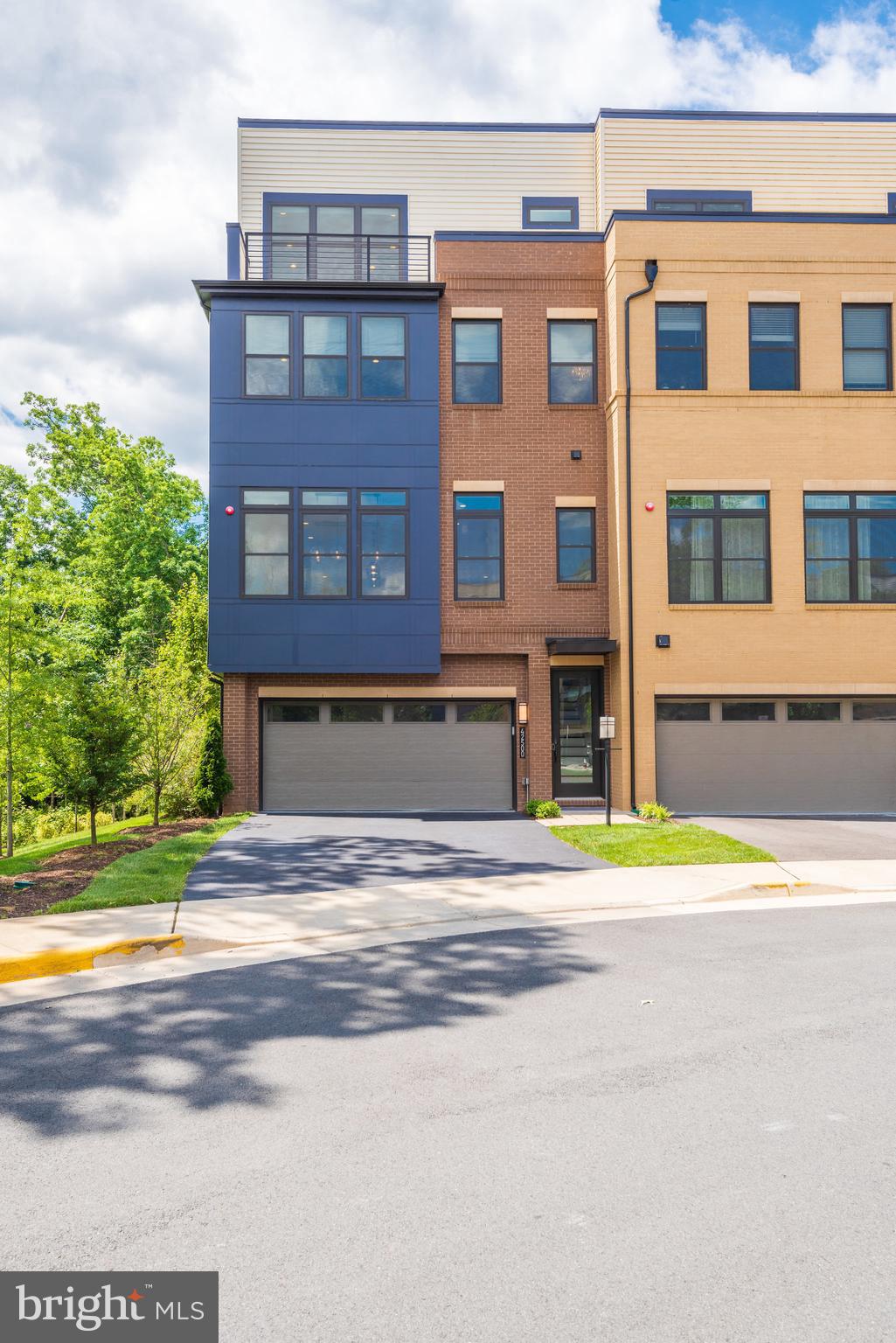 BRAMBLETON AT EMERALD RIDGE - Residential Lease